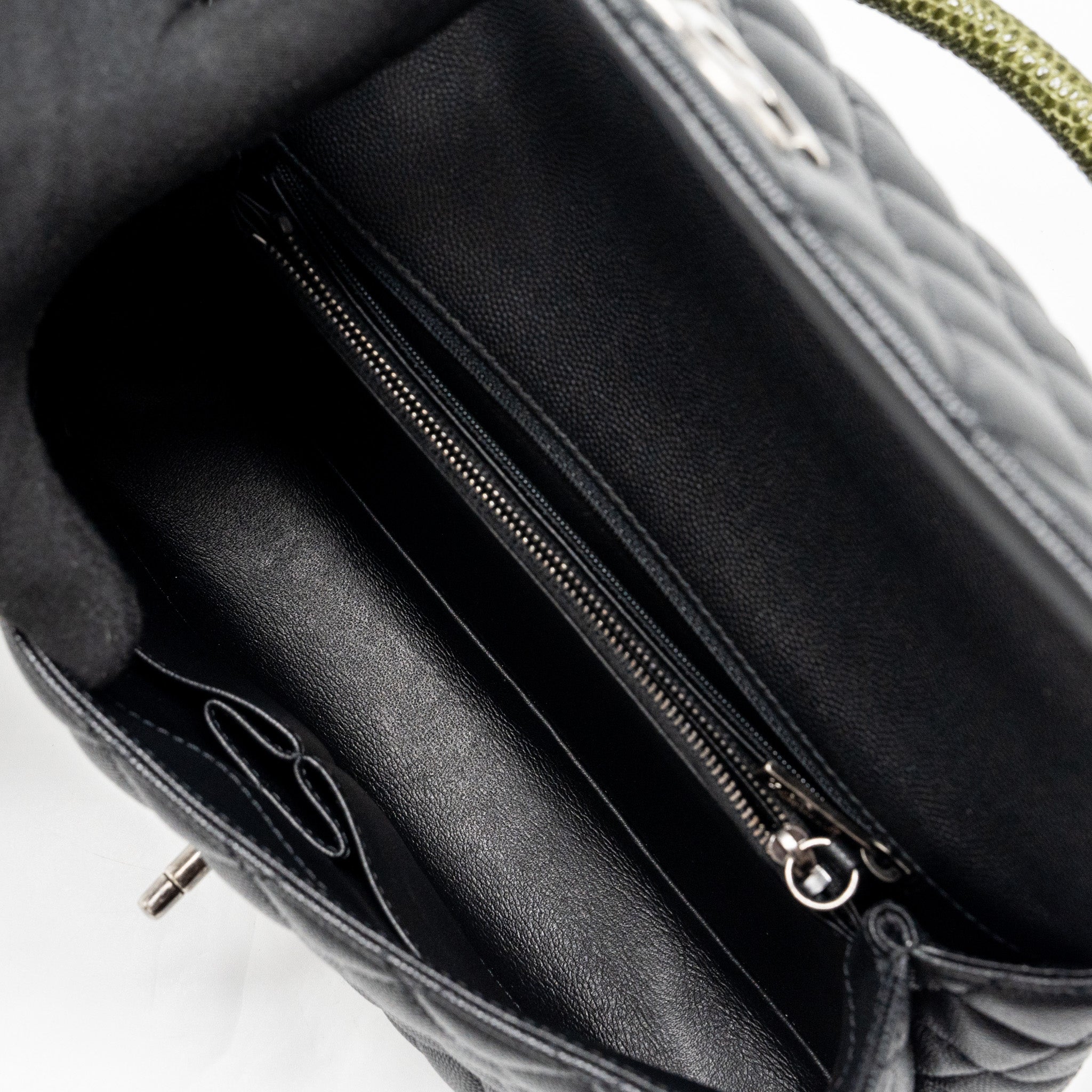 chanel-medium-coco-handle-lizard-embossed-handle-caviar-black-ruthenium-hardware
