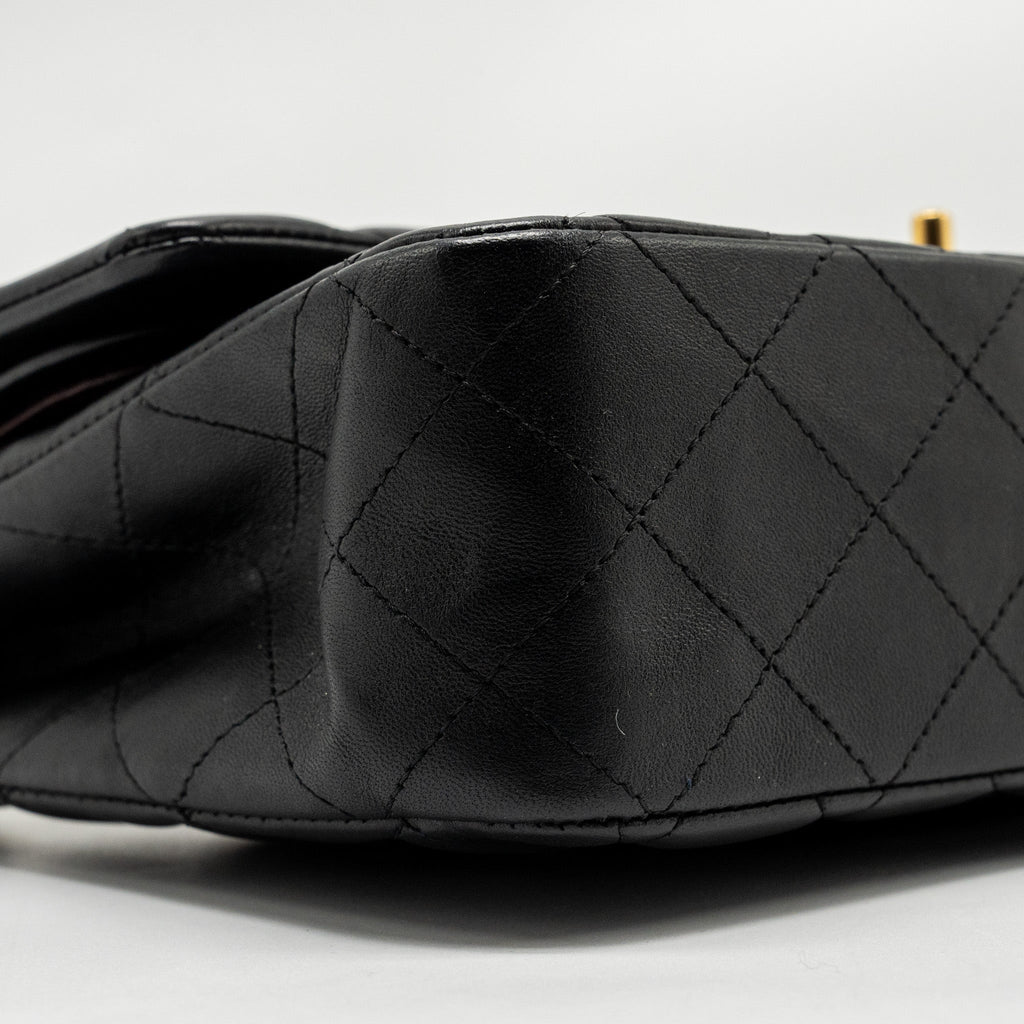 chanel-medium-classic-double-flap-bag-lambskin-black-ghw-9