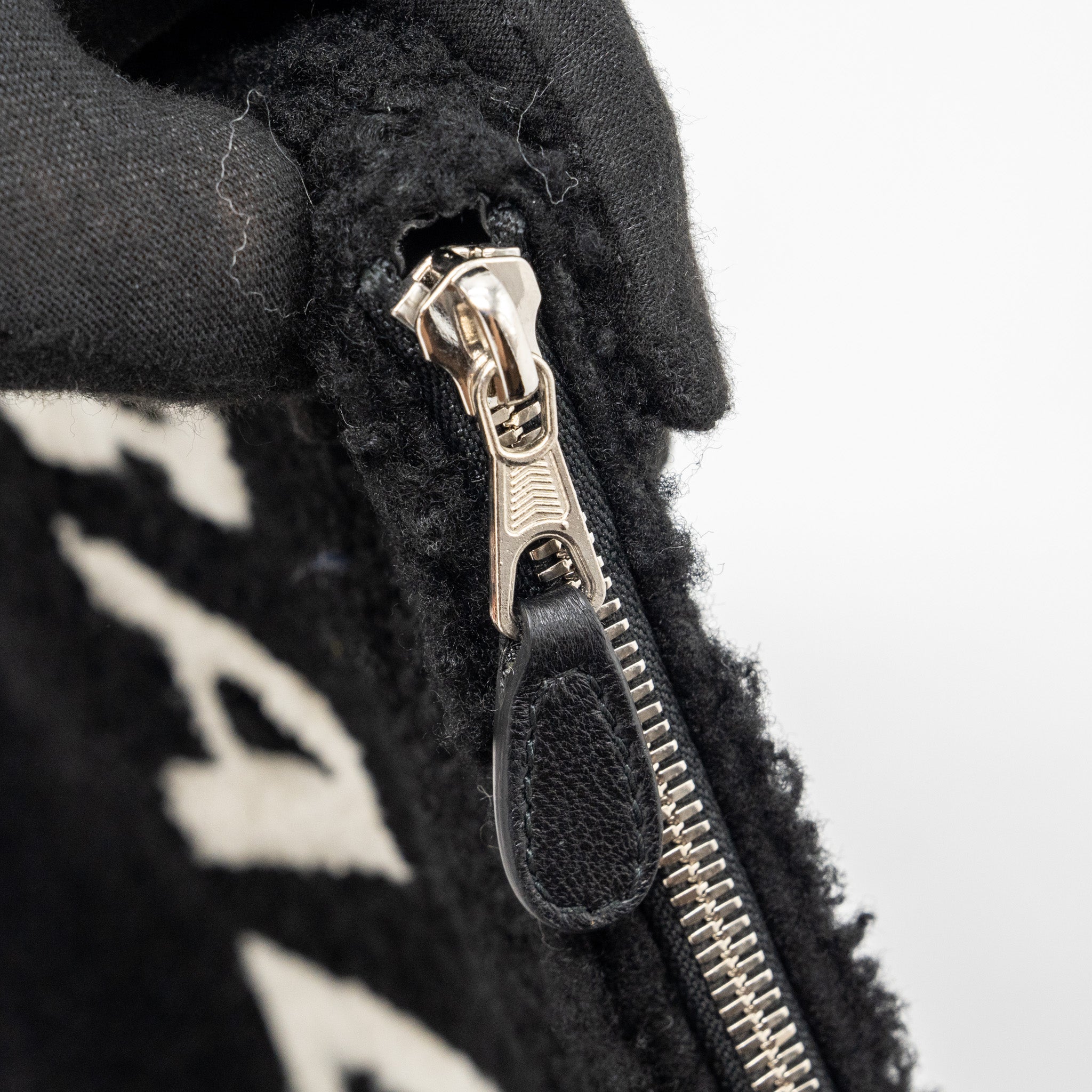 balenciaga-zip-pouch-clutch-shearling-black-white