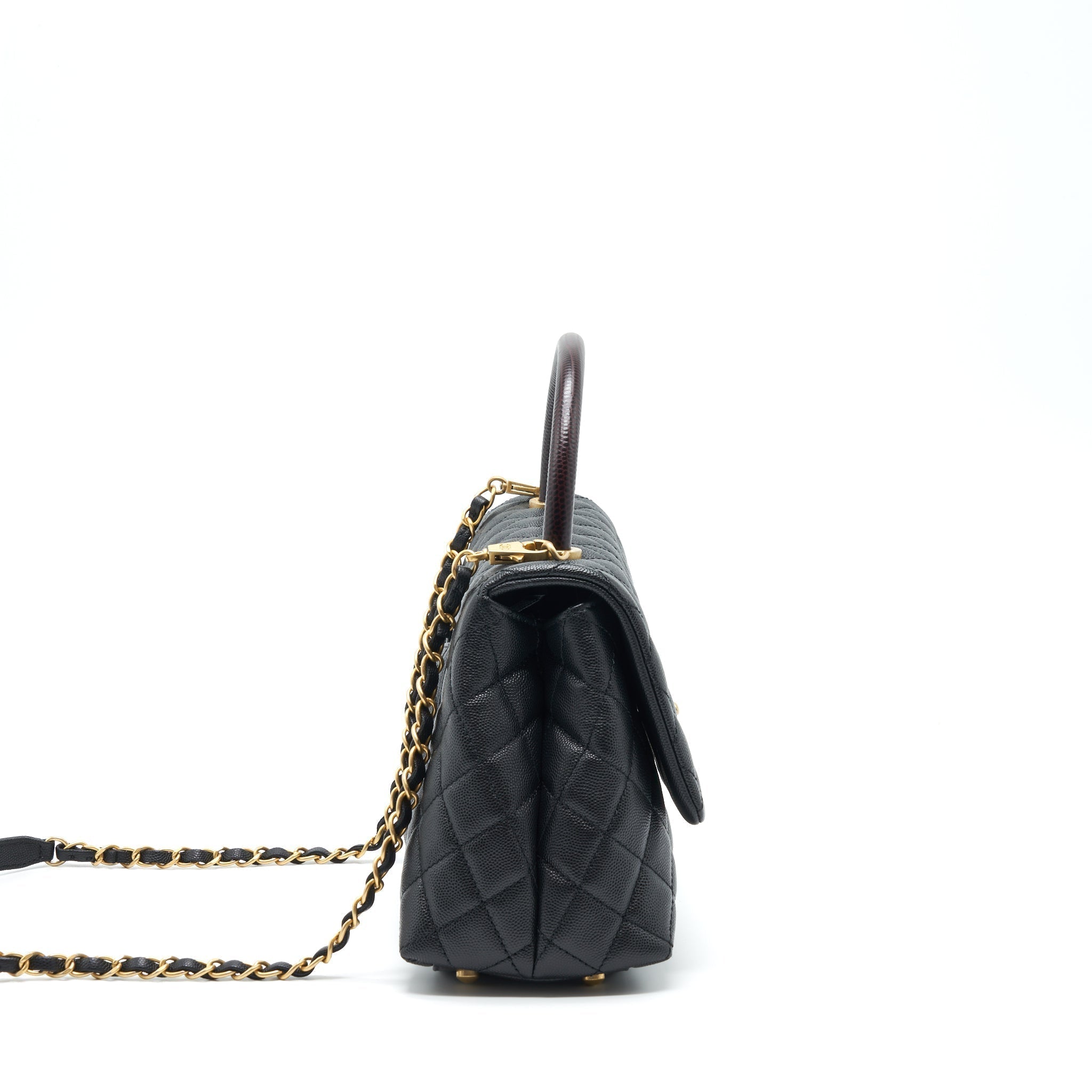 chanel-medium-coco-handle-with-lizard-embossed-handle-caviar-black-ghw