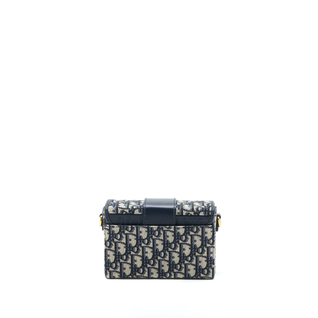 dior-30-montaigne-mini-box-bag-blue-oblique-ghw