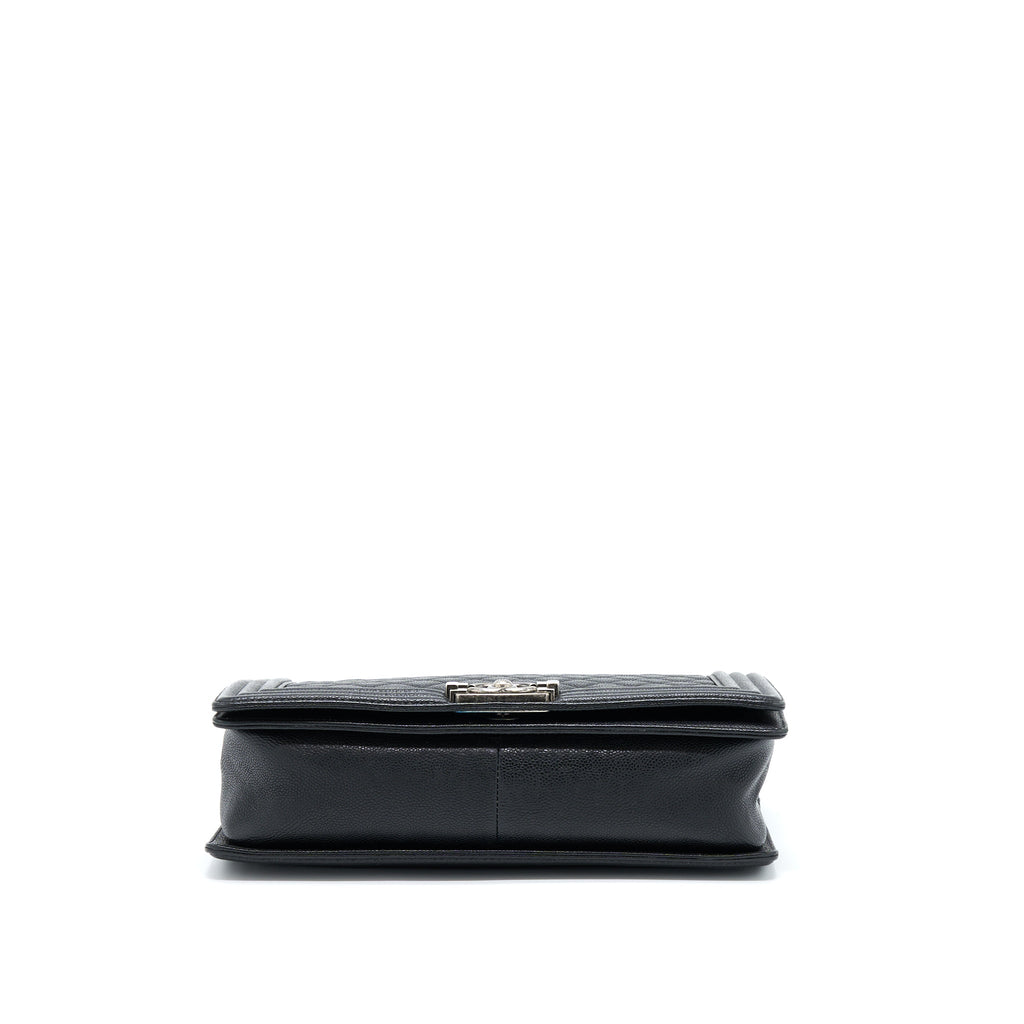 chanel-new-medium-28cm-boy-bag-caviar-black-ruthenium-shw