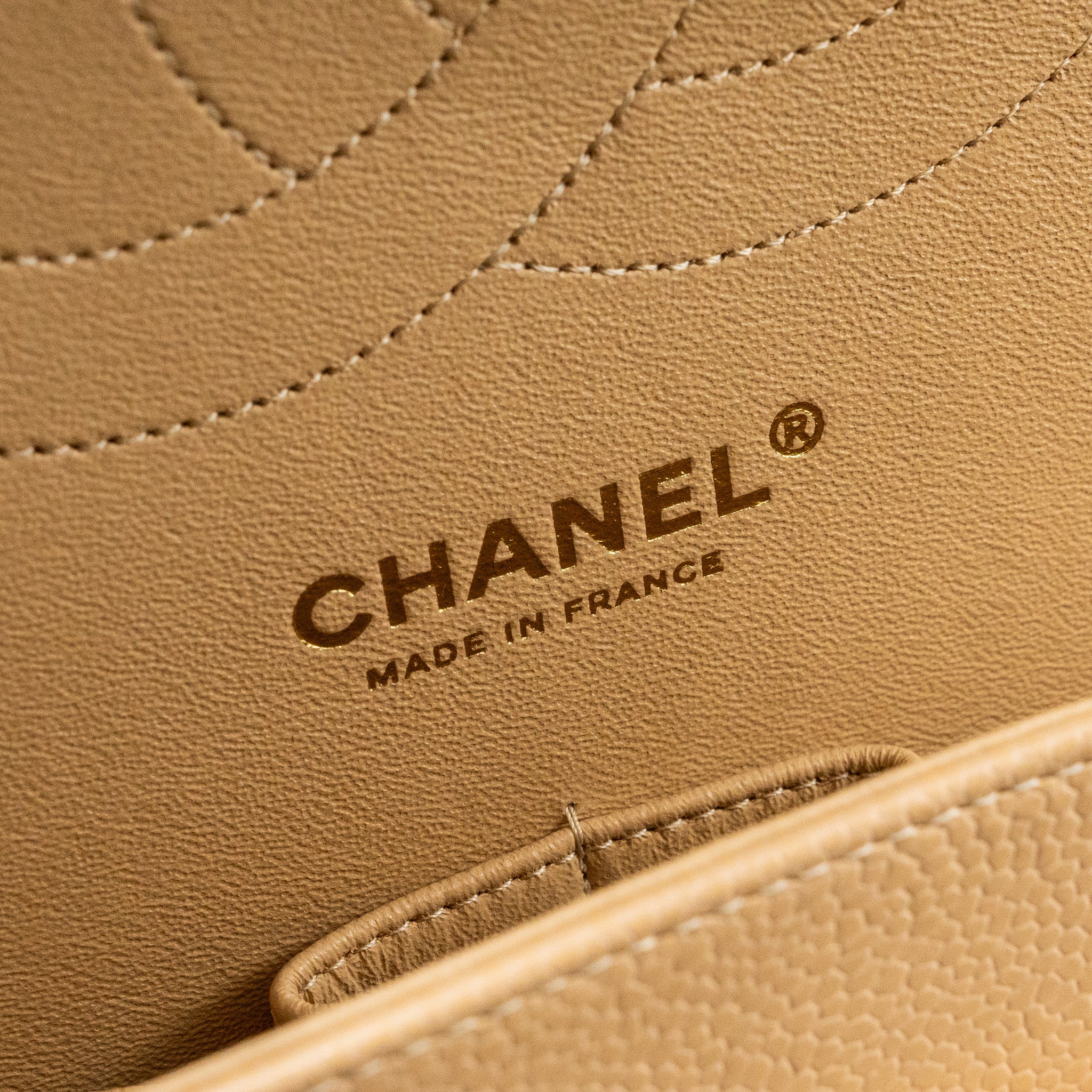 chanel-jumbo-classic-double-flap-caviar-beige-lghw-microchip