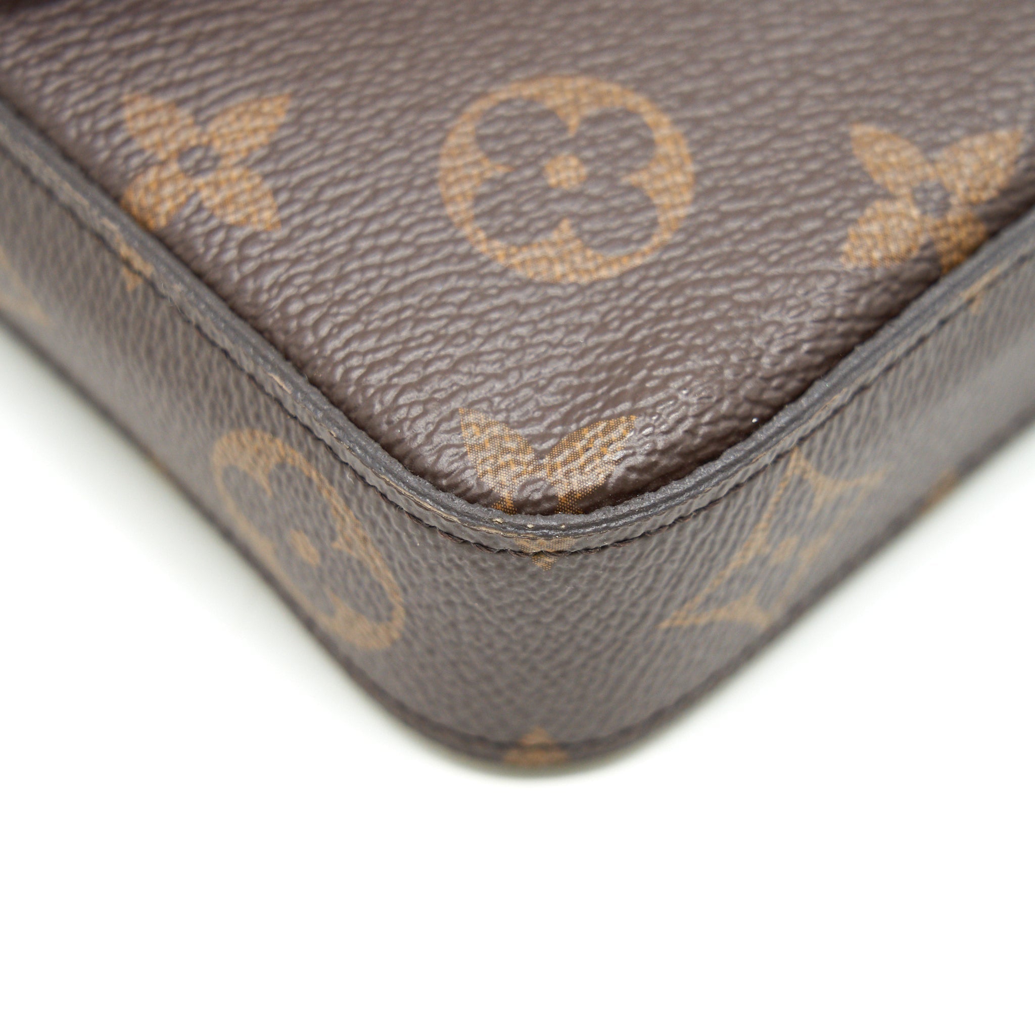 louis-vuitton-felicie-pochette-monogram-canvas