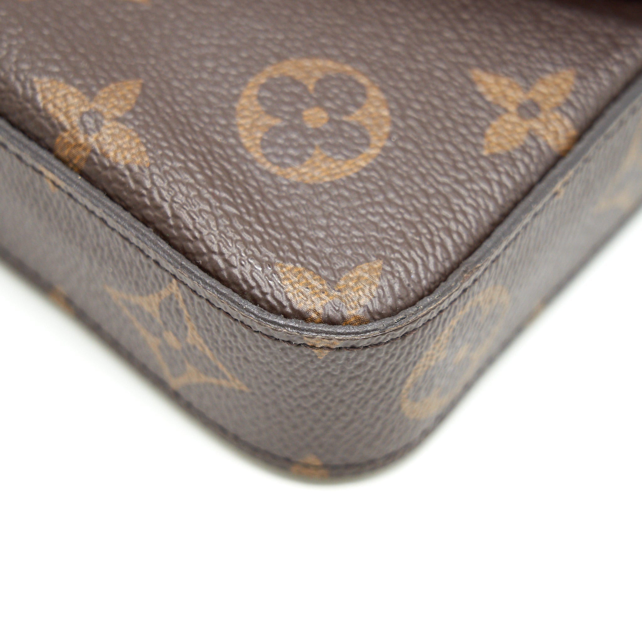 louis-vuitton-felicie-pochette-monogram-canvas