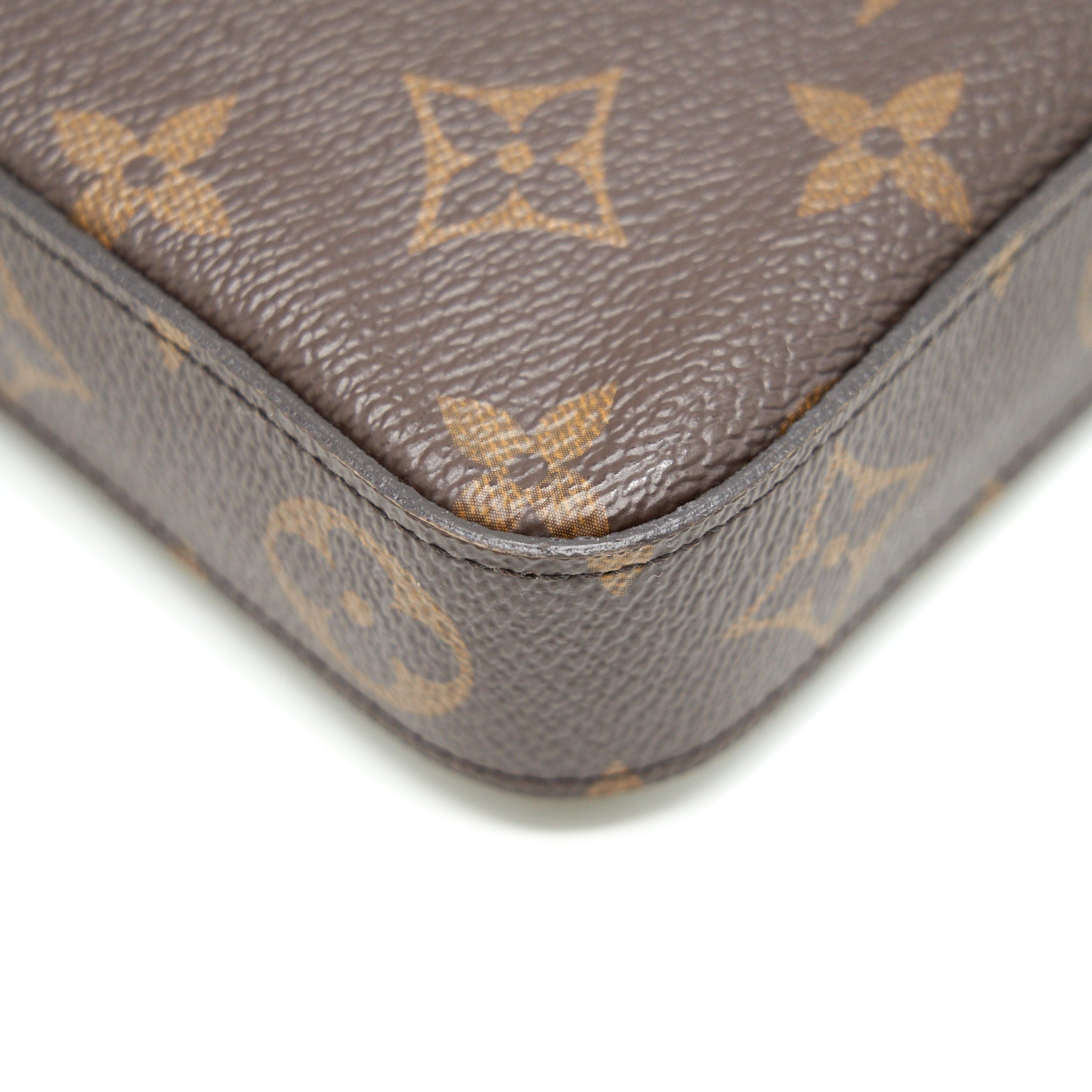 louis-vuitton-felicie-pochette-monogram-canvas