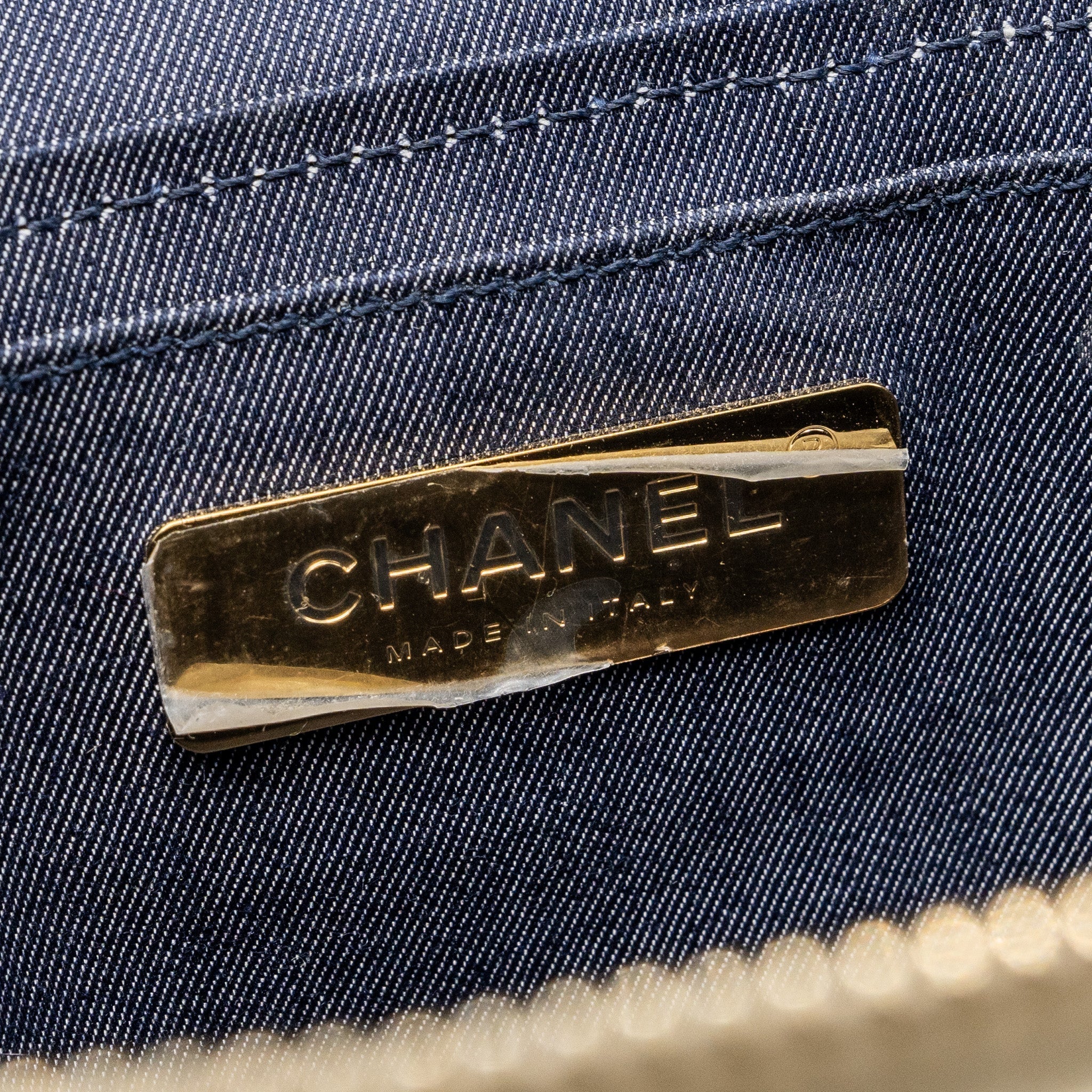 chanel-top-handle-vanity-case-with-chain-tweed-multicolour-white-lghw