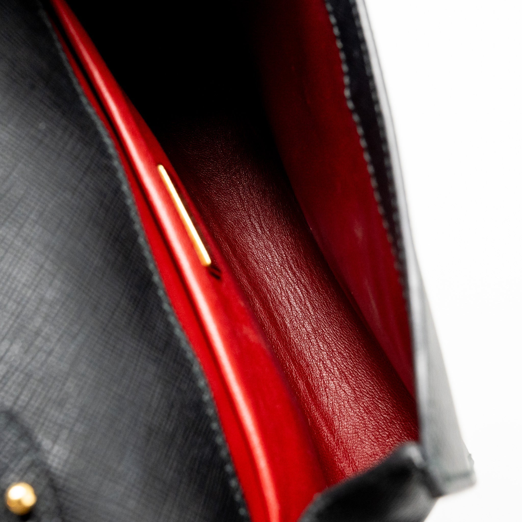 prada-saffiano-chain-bag-calfskin-black-ghw