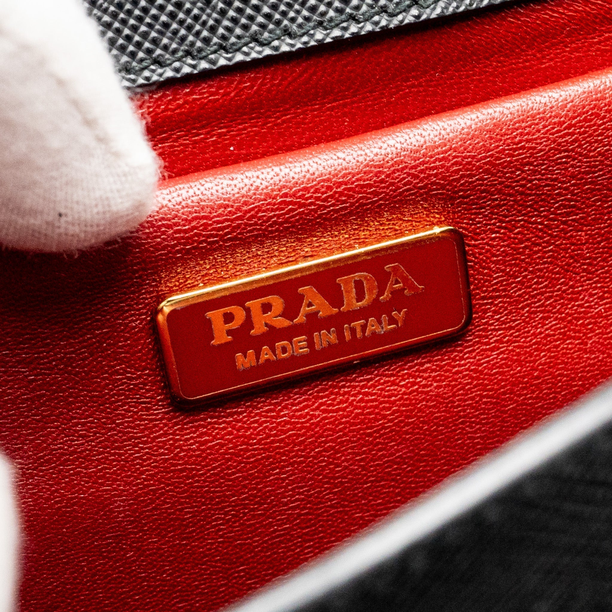 prada-saffiano-chain-bag-calfskin-black-ghw
