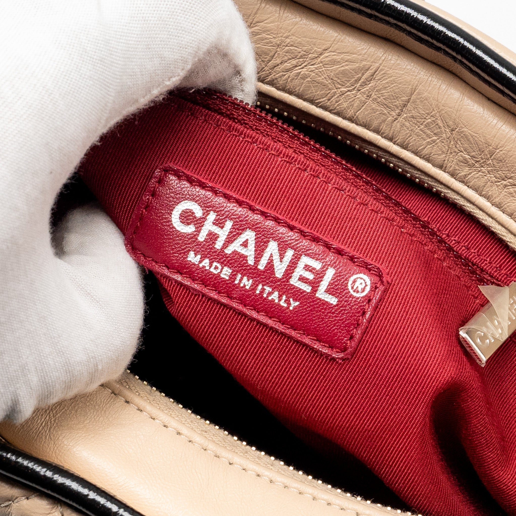 chanel-large-gabrielle-hobo-bag-aged-calfskin-beige-black-multicolour-hardware