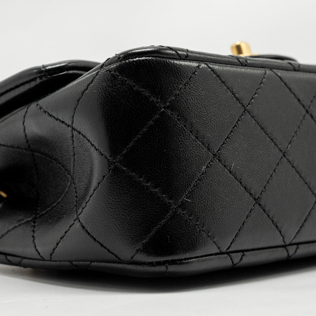 chanel-24k-pearl-crush-mini-rectangular-flap-bag-shiny-lambskin-black-ghw-microchip-copy-1