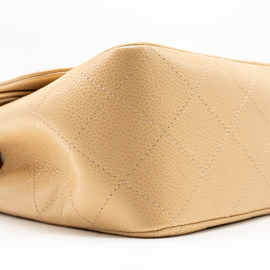 chanel-jumbo-classic-double-flap-caviar-beige-lghw-microchip