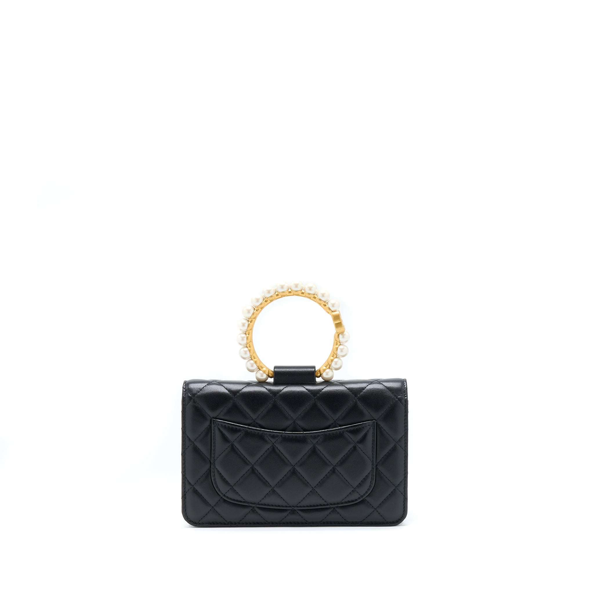 chanel-21s-wallet-on-chain-with-pearl-cc-logo-round-handle-lambskin-black-brushed-ghw