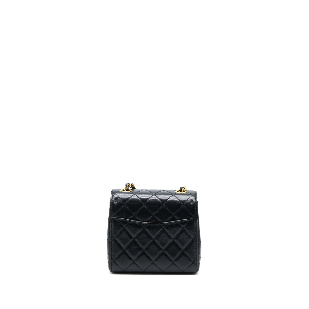 chanel-22k-retro-classic-new-square-mini-flap-bag-goatskin-black-ghw-microchip-1