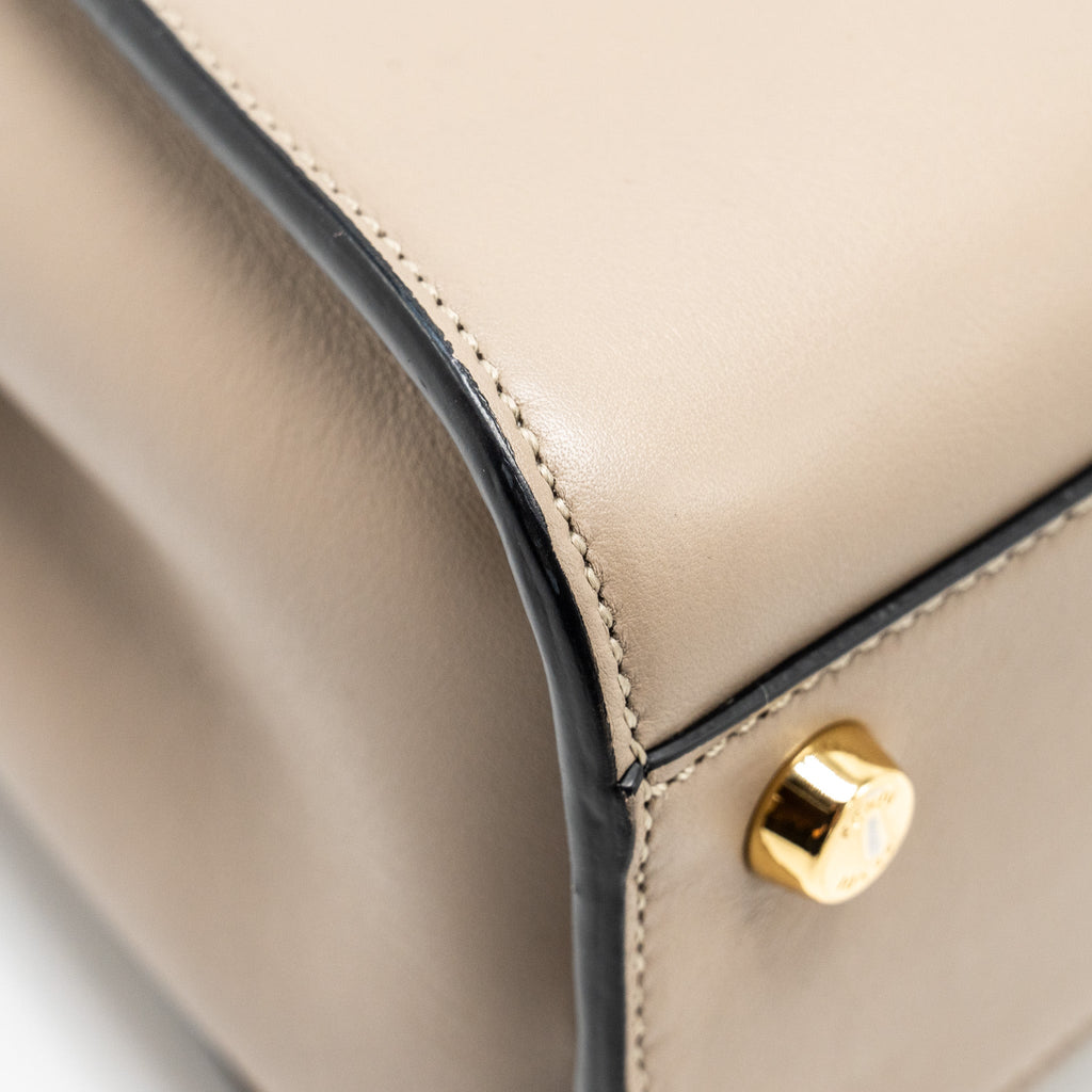 fendi-peekaboo-handle-bag-calfskin-dove-black-ghw