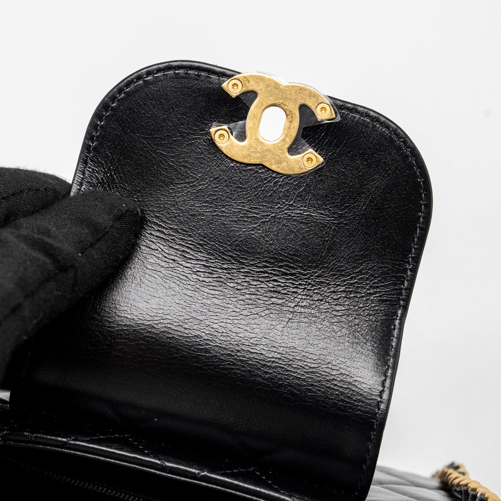 chanel-23k-kelly-bag-calfskin-black-ghw-microchip-1