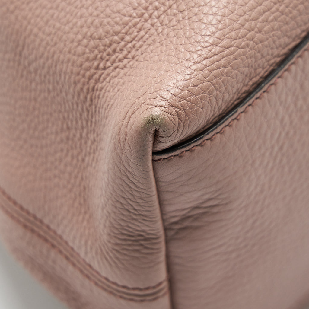 gucci-soho-chain-shoulder-bag-light-pink-ghw
