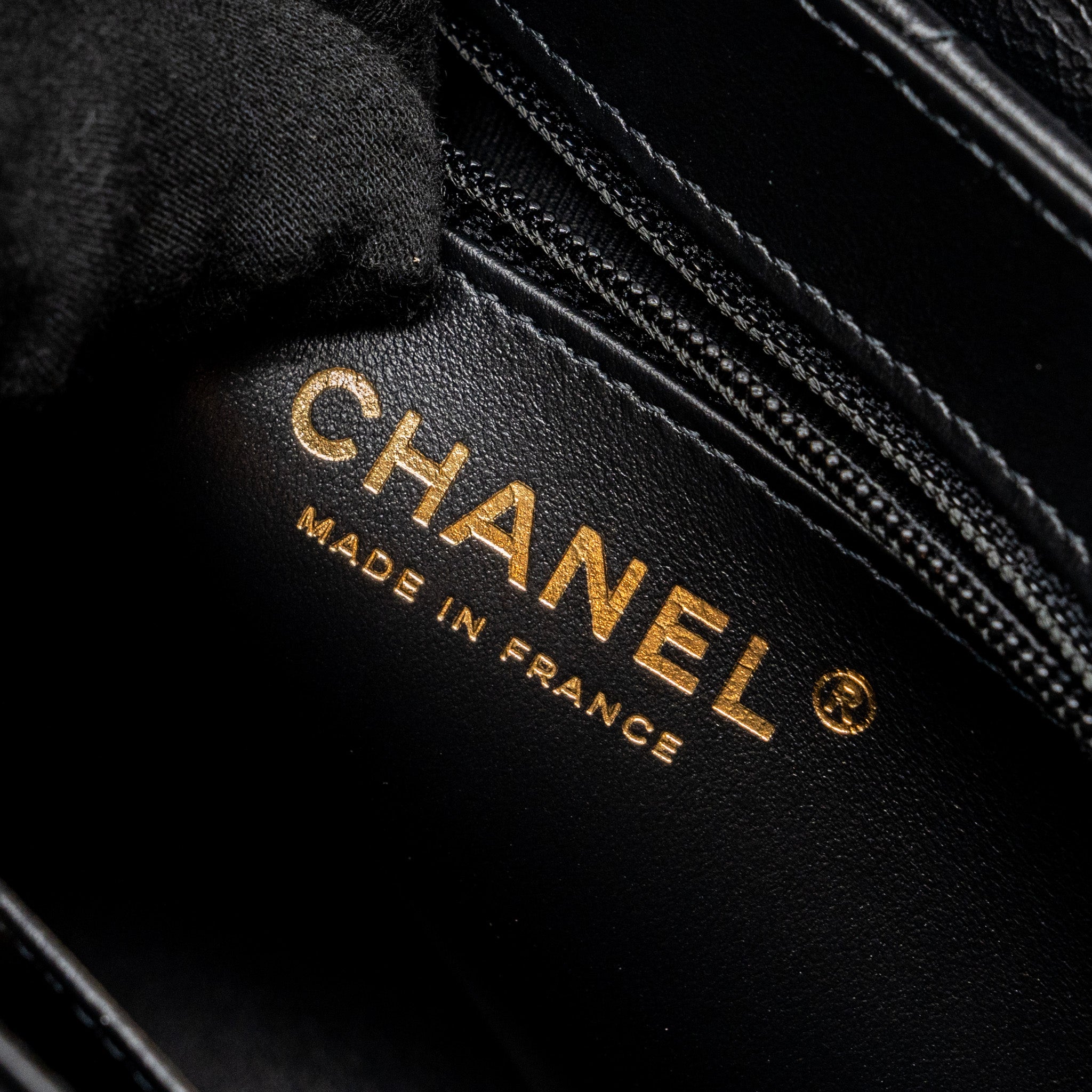 chanel-23k-kelly-bag-calfskin-black-ghw-microchip-1