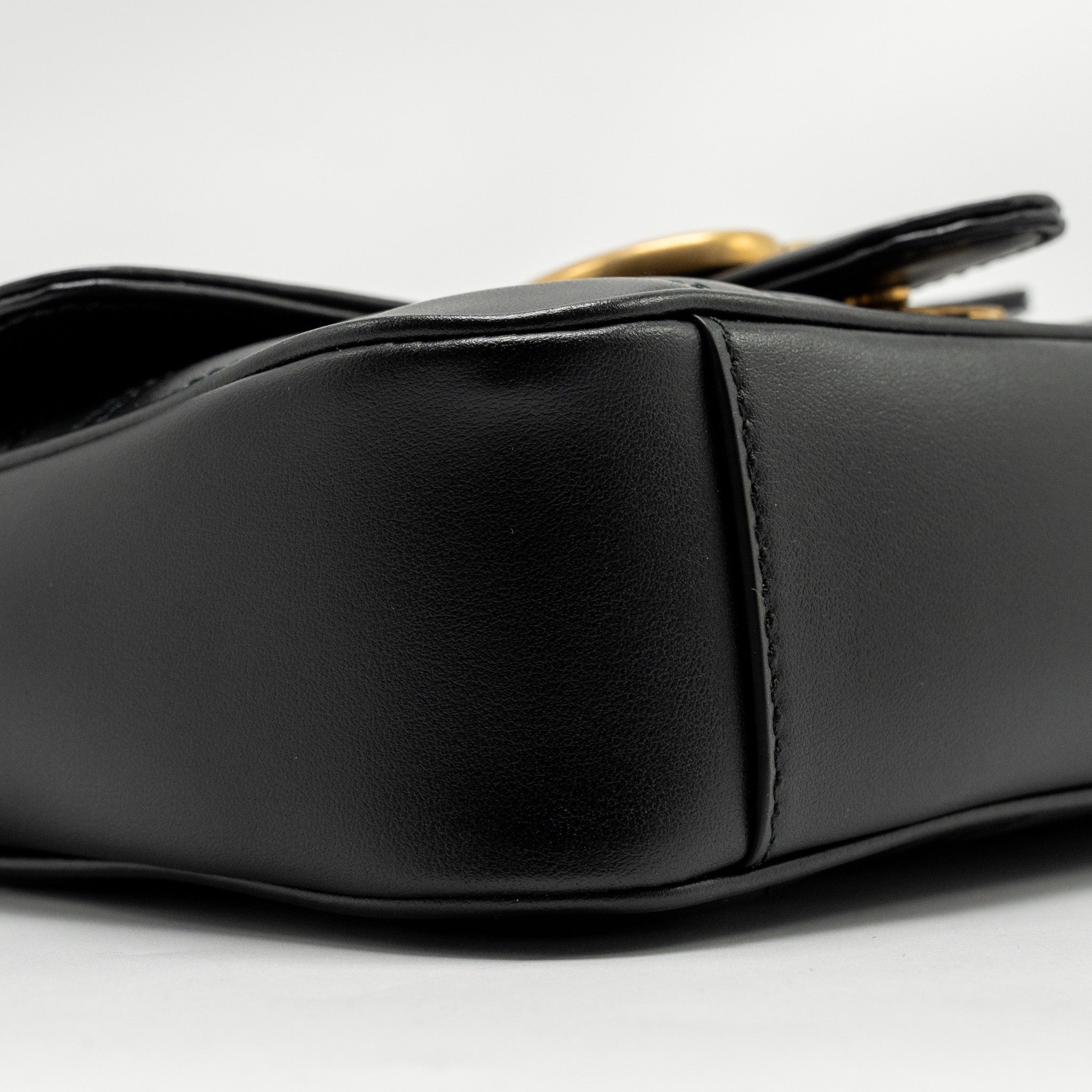 gucci-mini-gg-marmont-shoulder-bag-calfskin-black-ghw