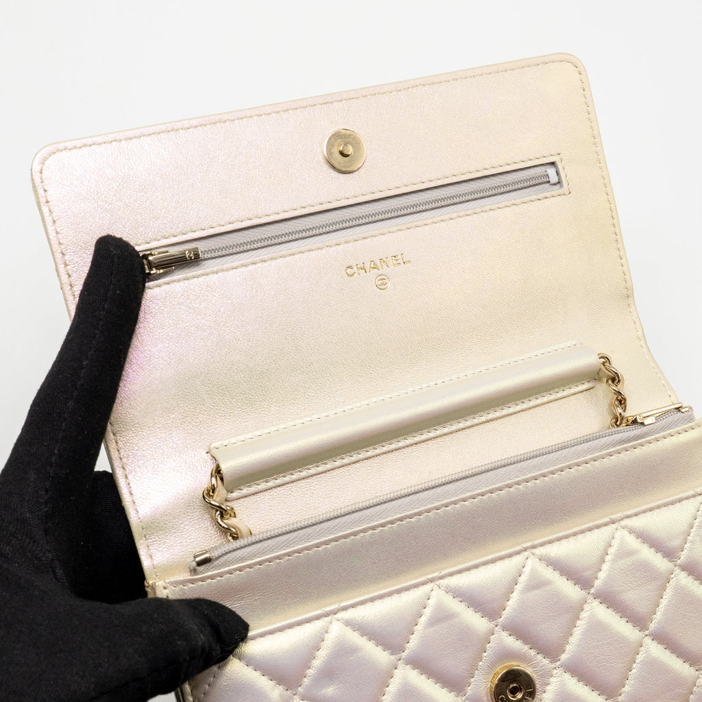 chanel-wallet-on-chain-lambskin-iridescent-ivory-lghw