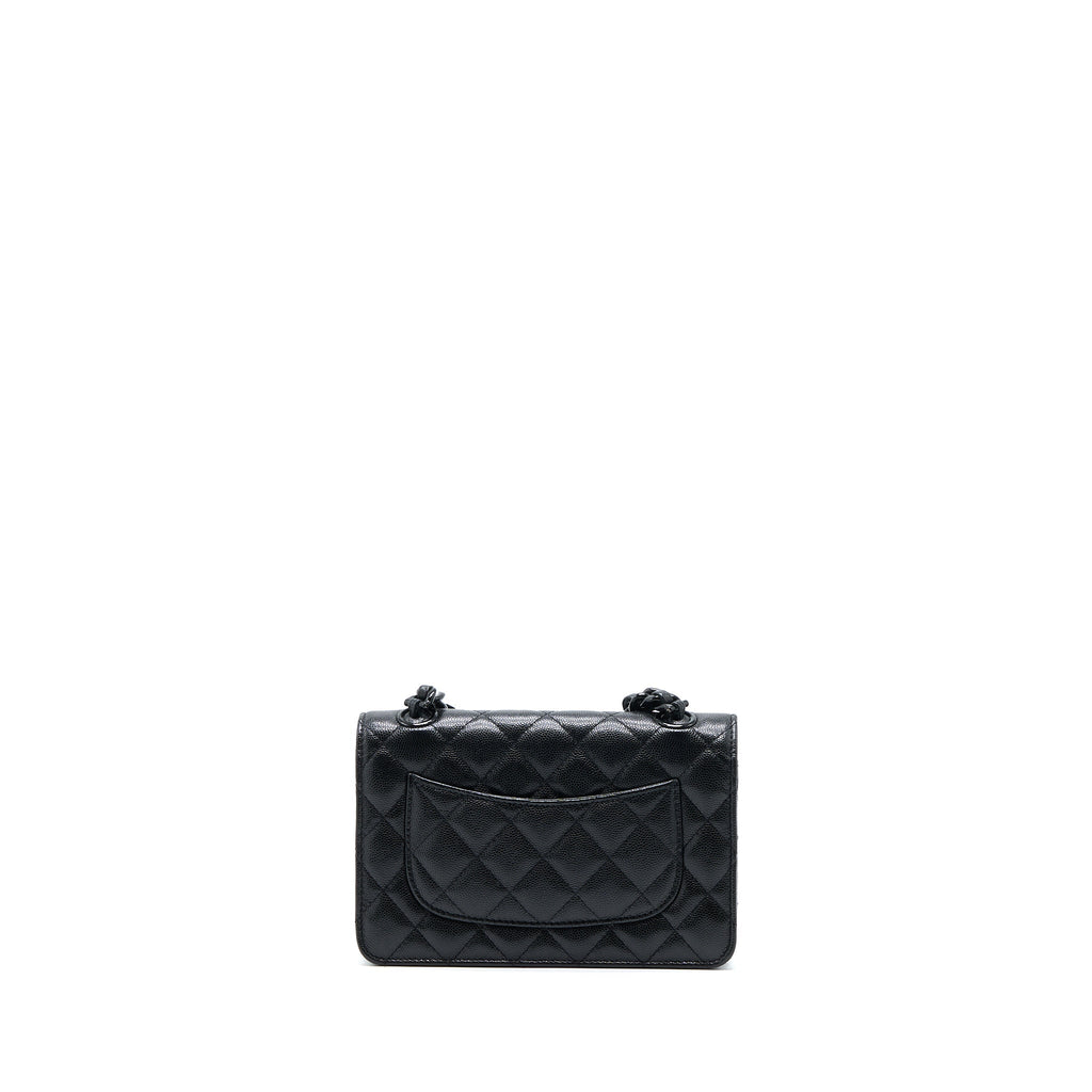 chanel-quilted-wallet-on-chain-caviar-so-black