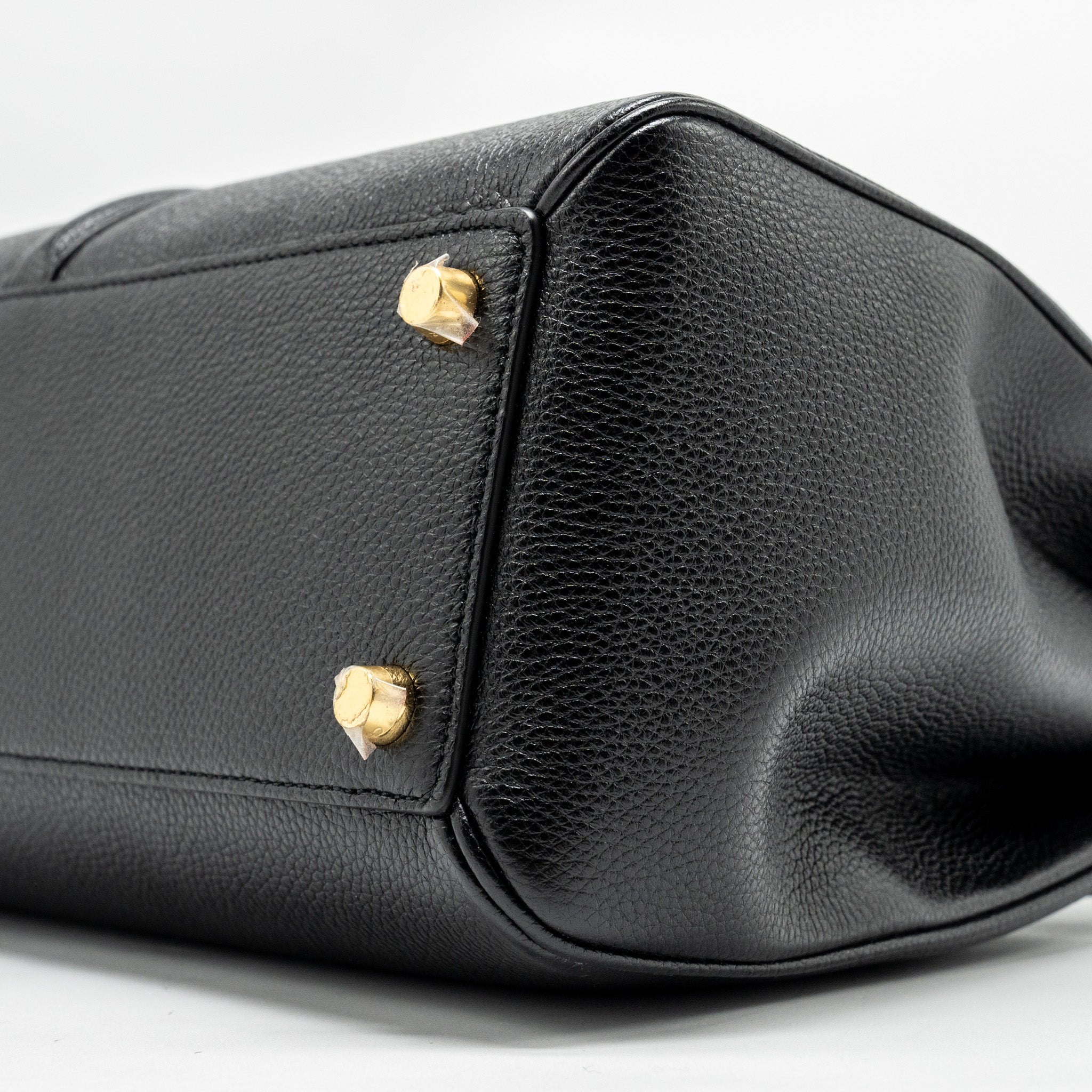celine-16-bag-grained-calfskin-black-ghw-1
