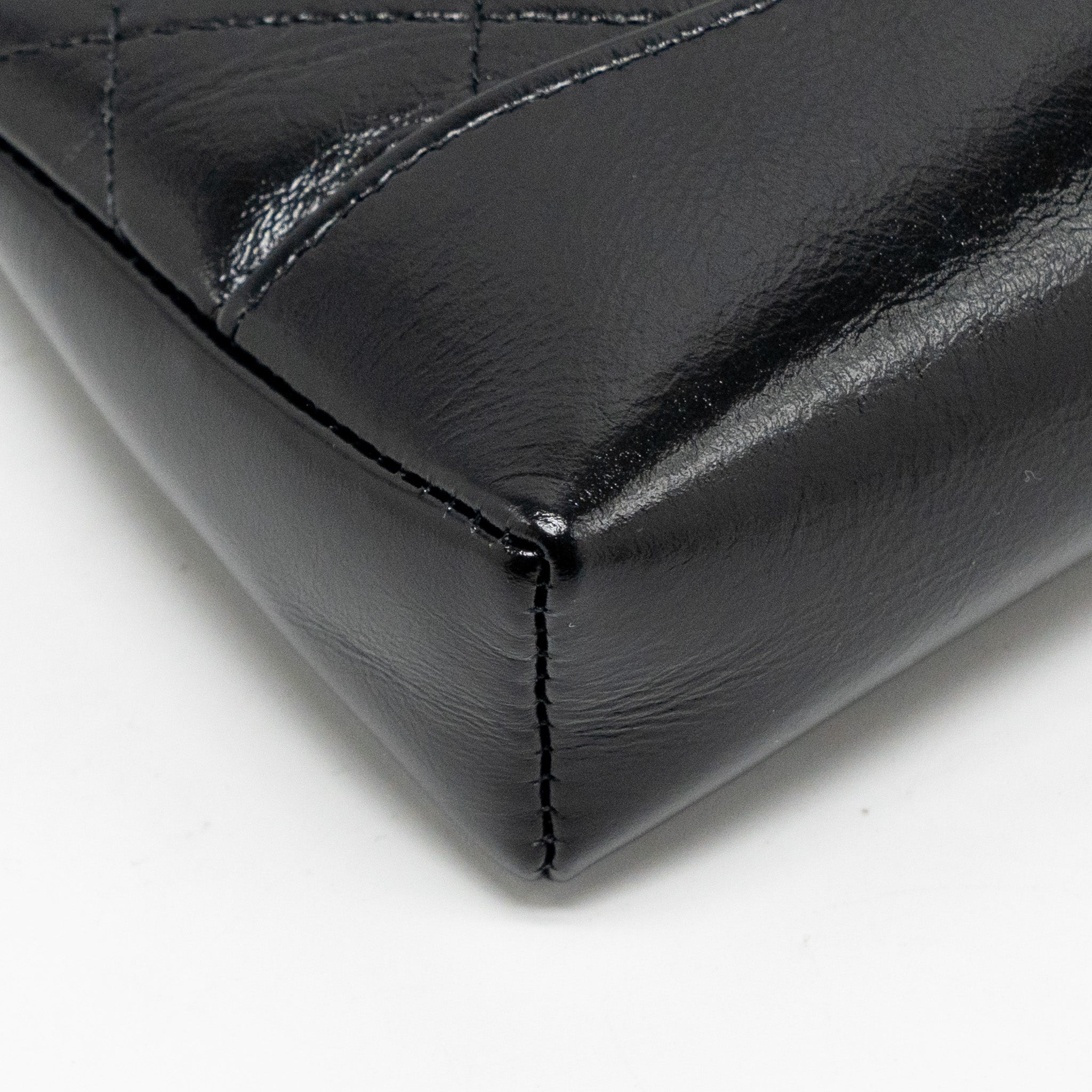 chanel-24c-mini-31-clutch-with-chain-shiny-calfskin-black-lghw-microchip-copy-1