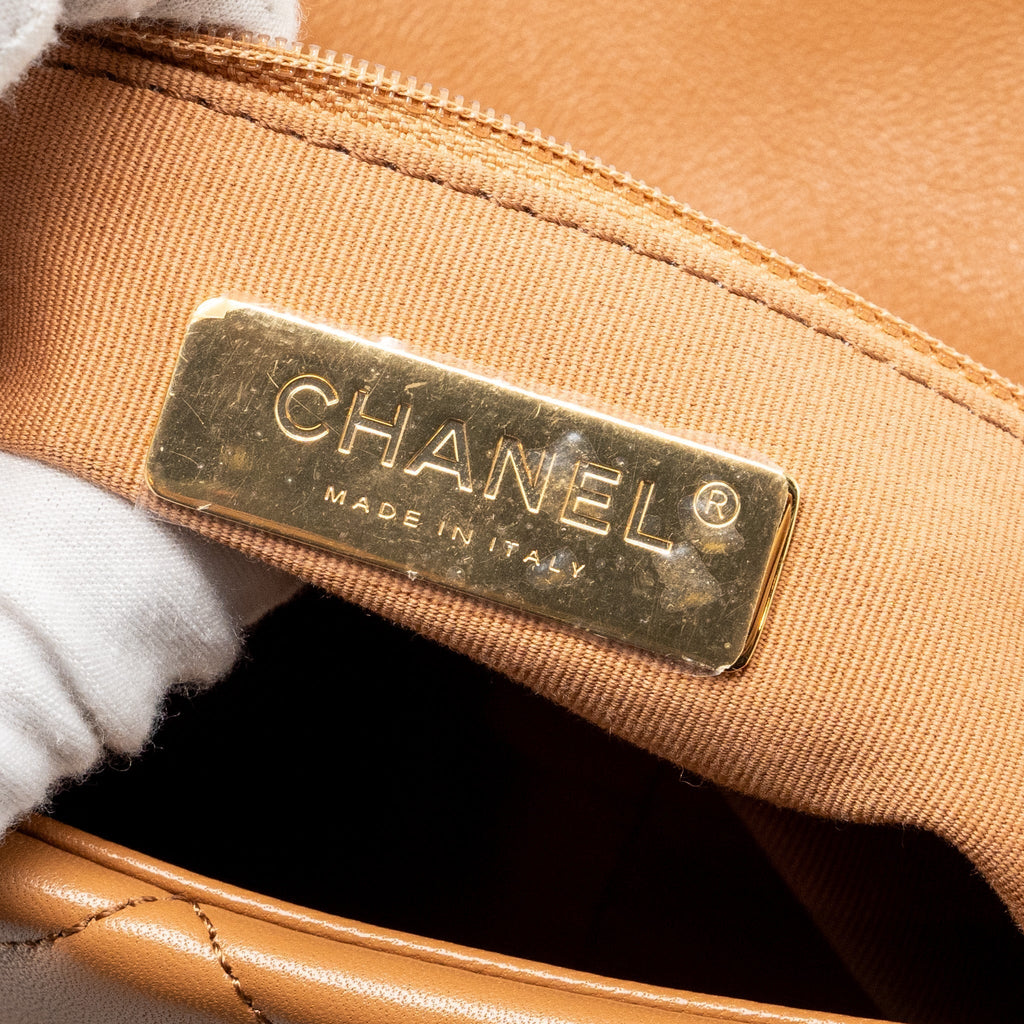 chanel-medium-19-bag-lambskin-caramel-multicolour-hardware-microchip-copy