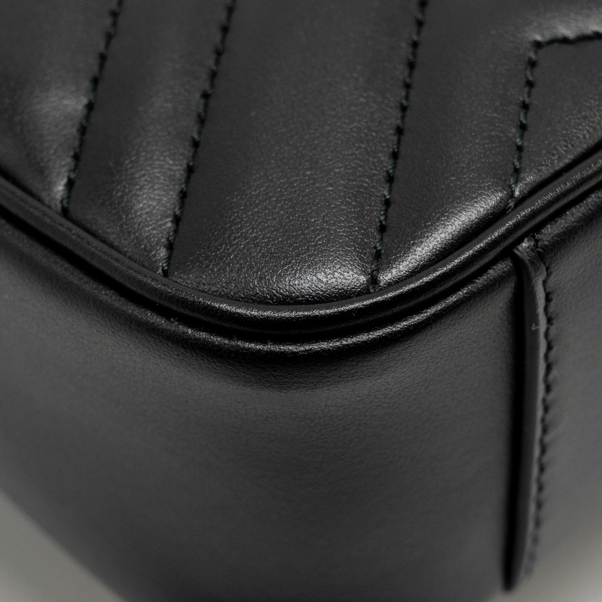 gucci-mini-gg-marmont-shoulder-bag-calfskin-black-ghw