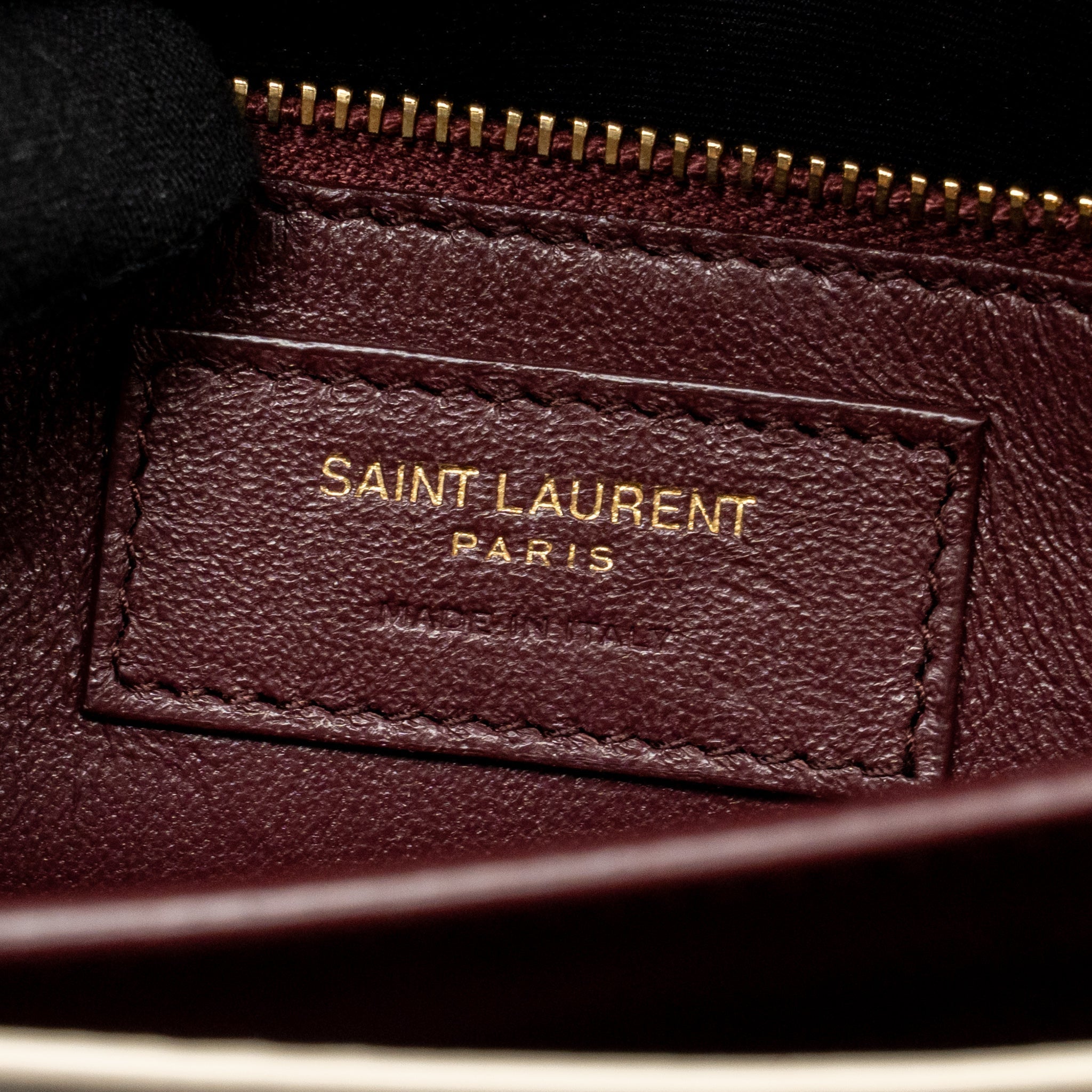 saint-laurent-ysl-cassandra-chain-wallet-grained-calfskin-creamy-white-ghw