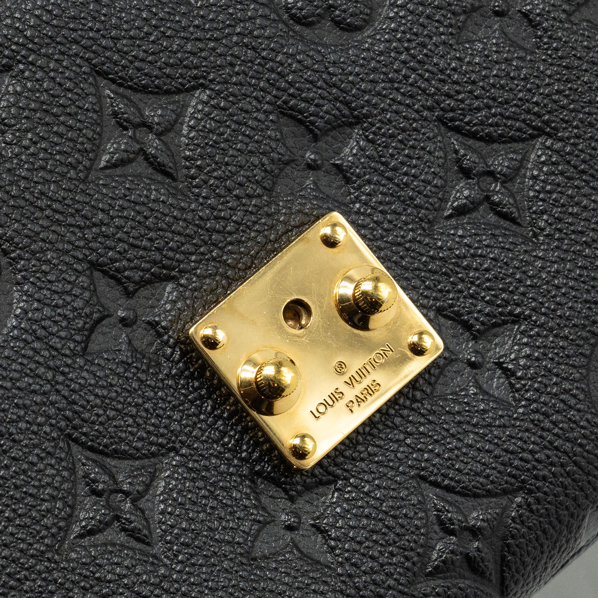 louis-vuitton-pochette-metis-monogram-empreinte-black-ghw-5