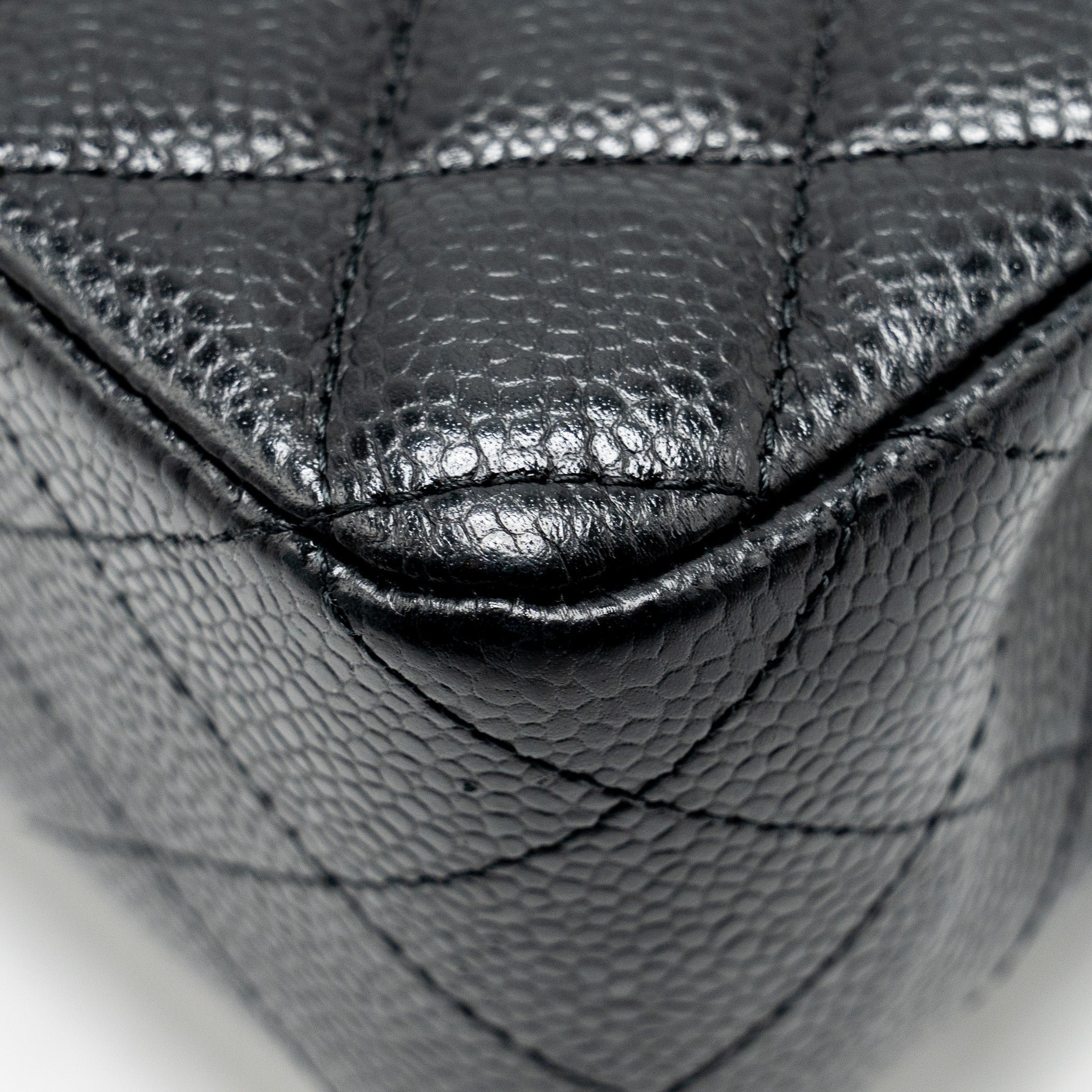 chanel-medium-classic-double-flap-bag-caviar-black-shwmicrochip