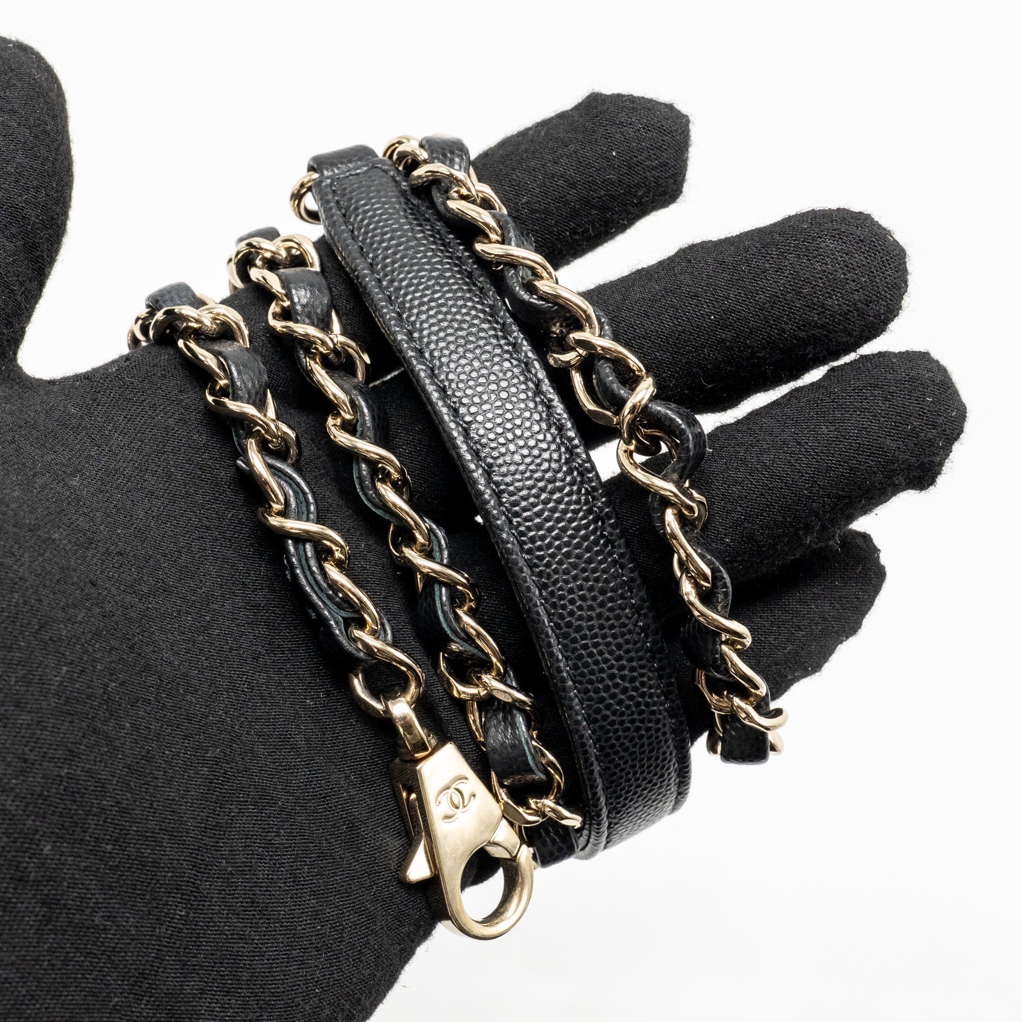 chanel-medium-chevron-coco-handle-caviar-black-burgundy-handle-lghw-copy