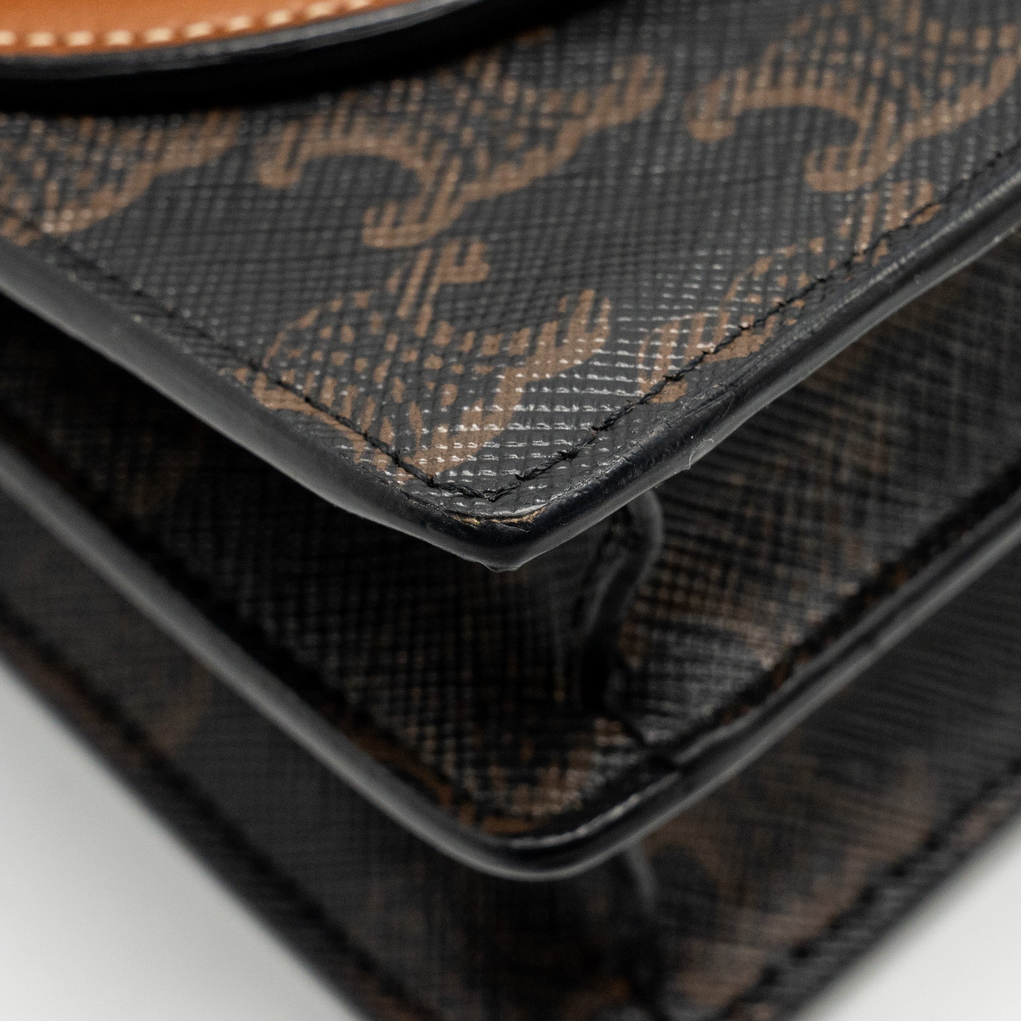 celine-wallet-on-strap-triomphe-canvas-smooth-lambskin-tan-ghw-6