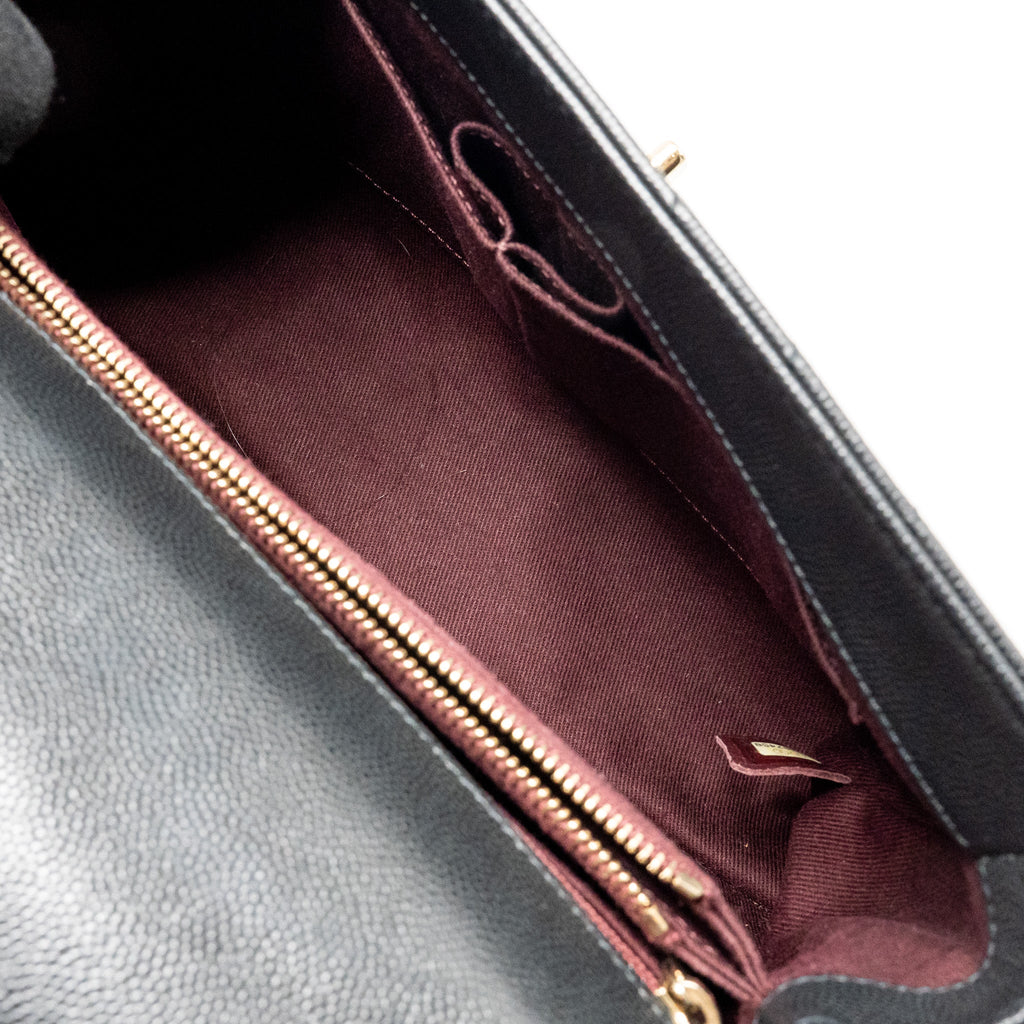 chanel-medium-chevron-coco-handle-caviar-black-burgundy-handle-lghw-copy