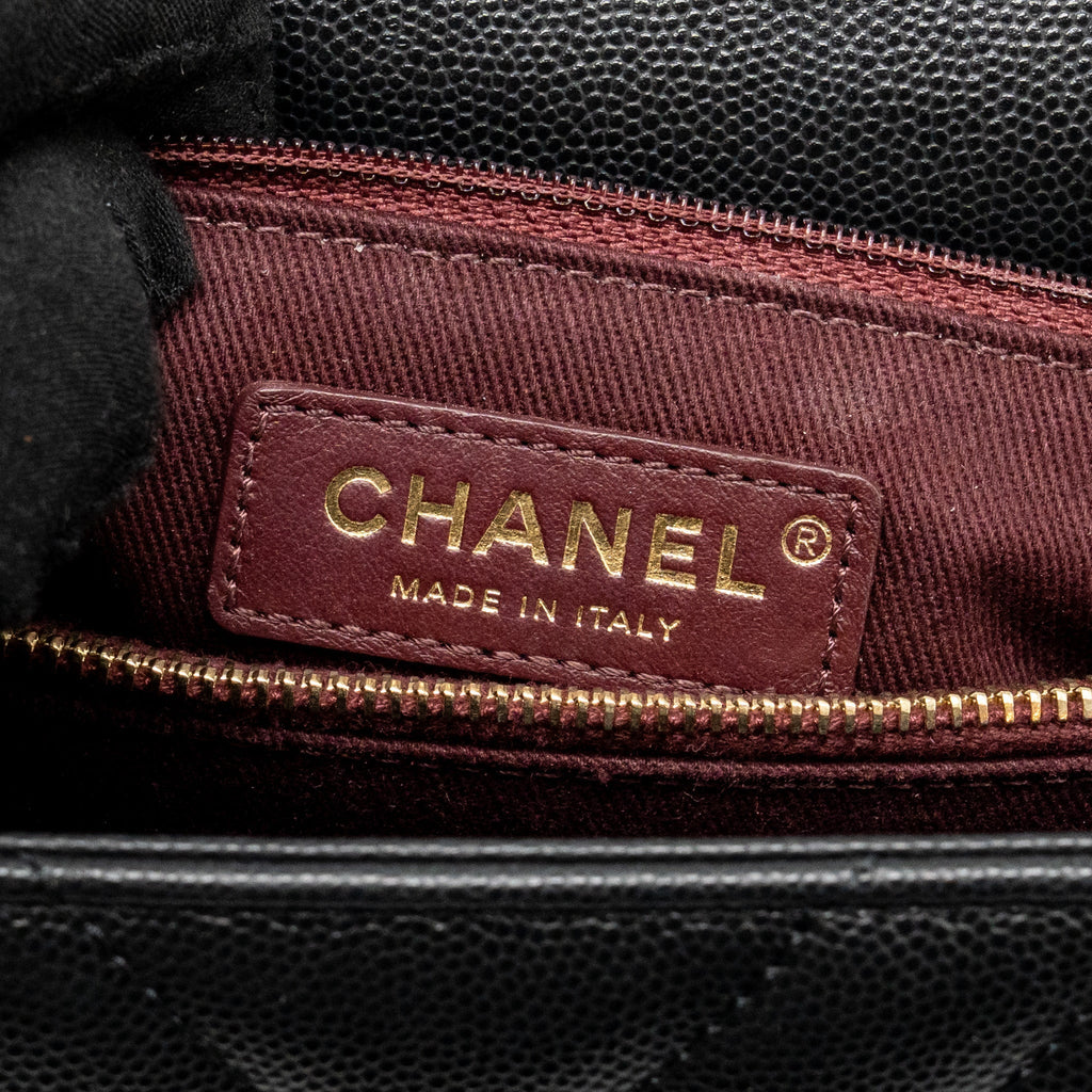 chanel-medium-chevron-coco-handle-caviar-black-burgundy-handle-lghw-copy