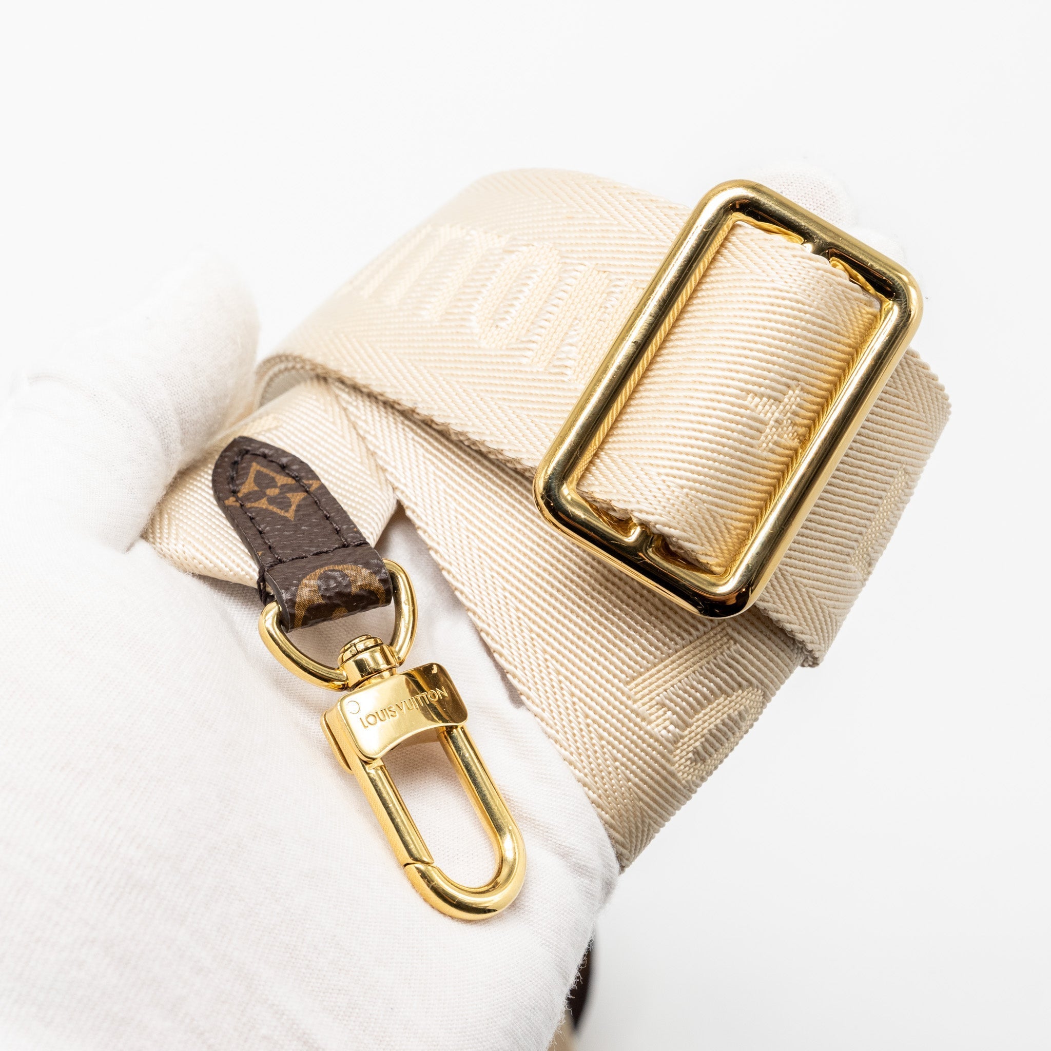 louis-vuitton-onthego-east-west-monogram-reverse-ghw