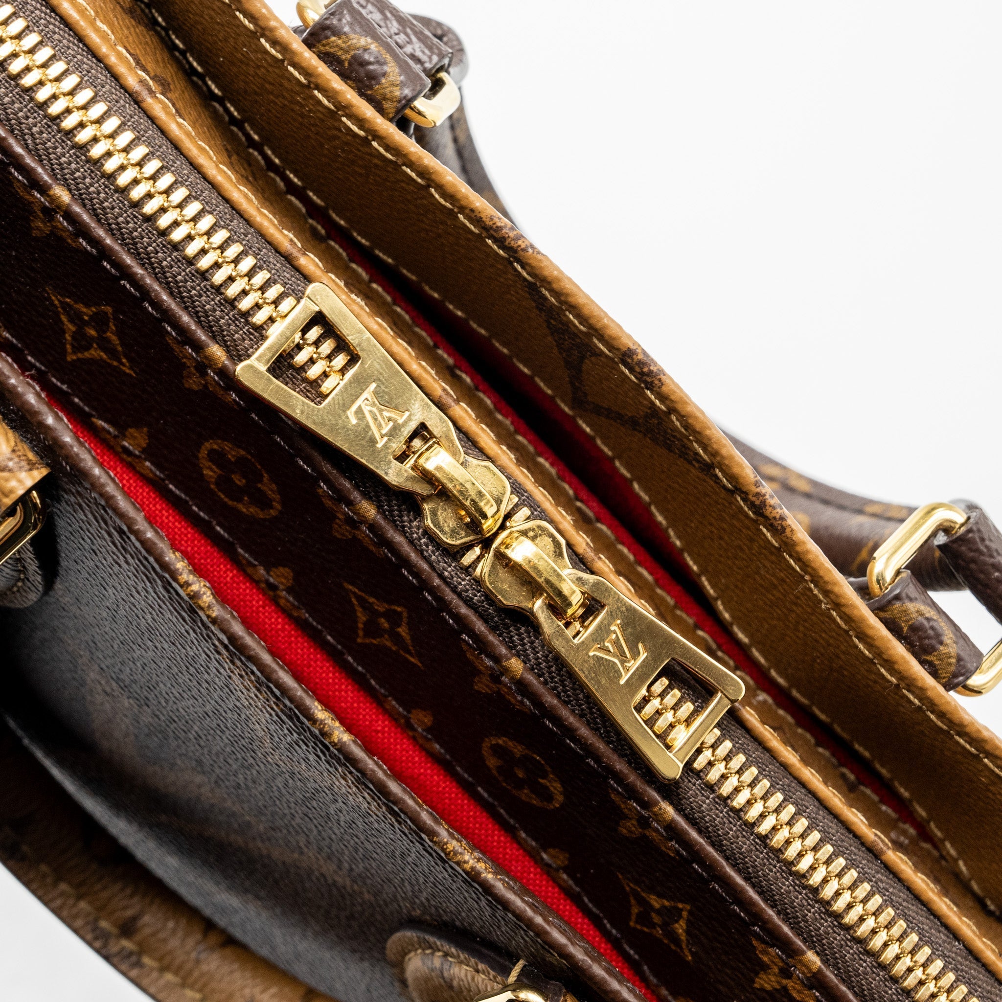louis-vuitton-onthego-east-west-monogram-reverse-ghw