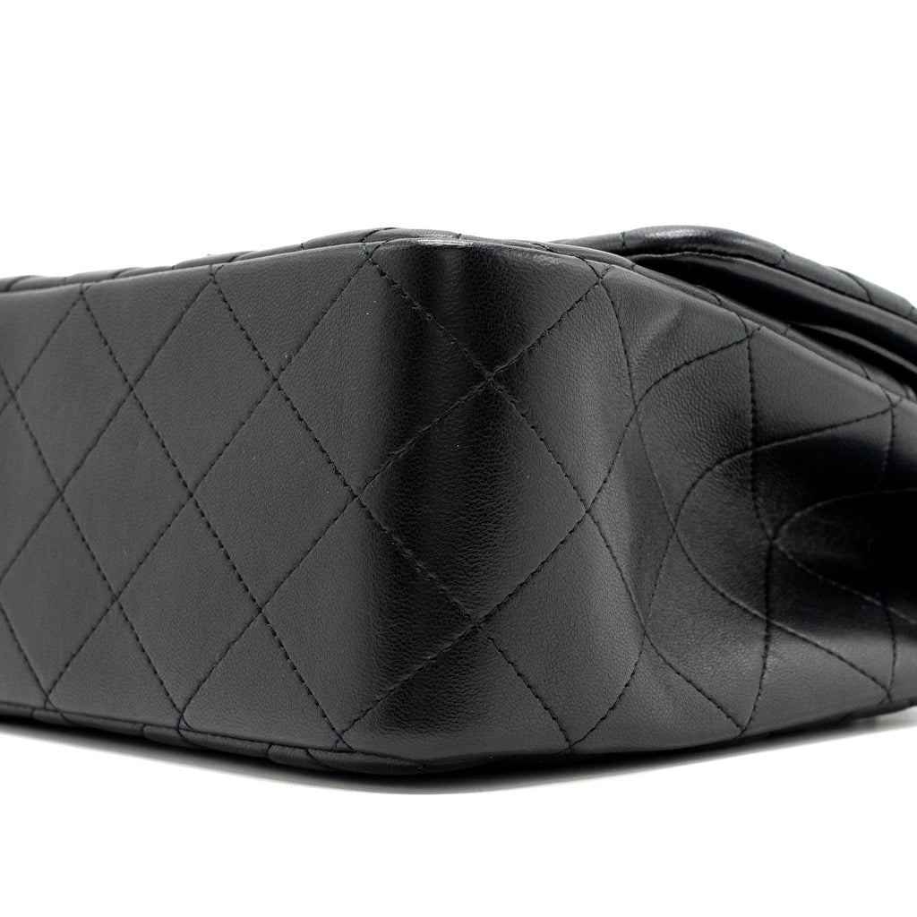 chanel-jumbo-classic-double-flap-bag-lambskin-black-shw