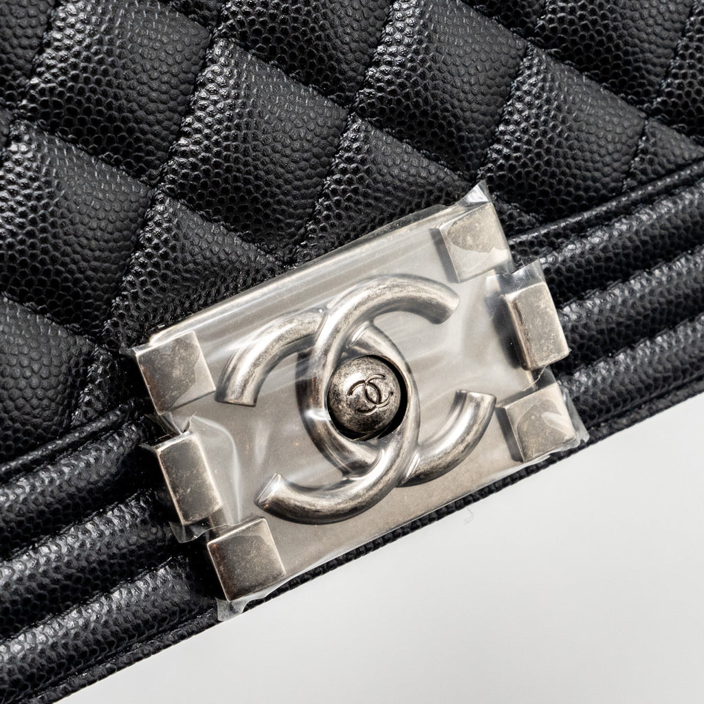 chanel-small-boy-bag-caviar-black-ruthenium-hardware-microchip-2