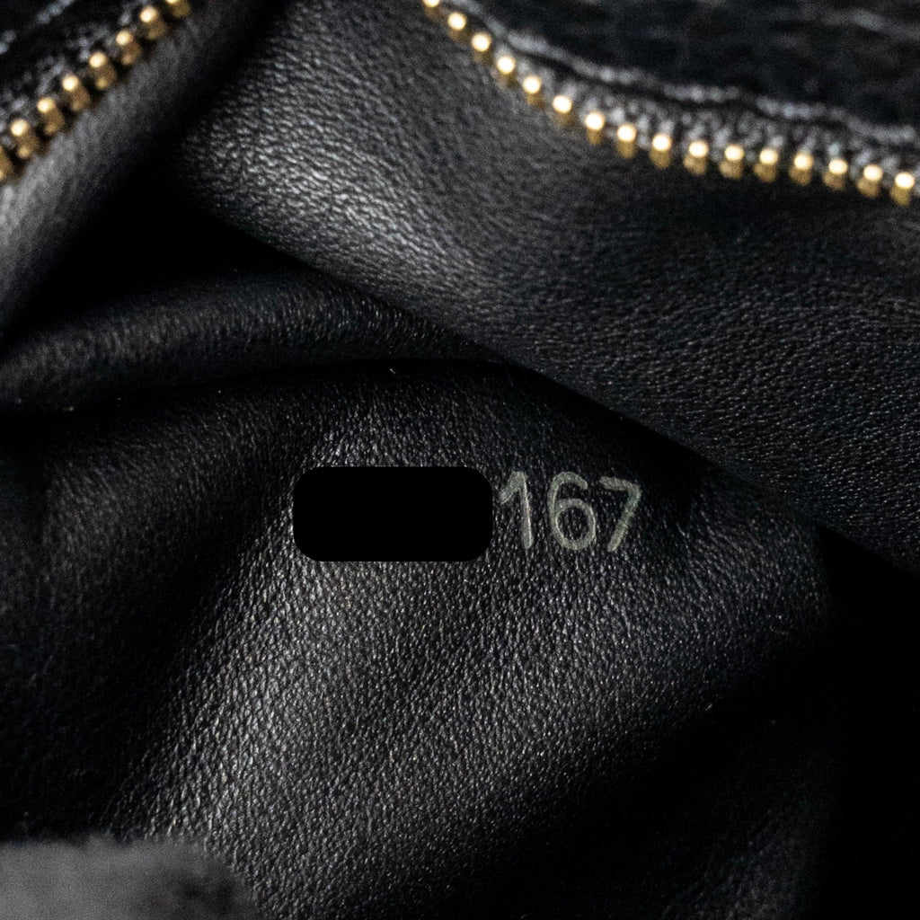 louis-vuitton-capucines-bb-with-monogram-flower-embellishments-taurillon-black-ghw