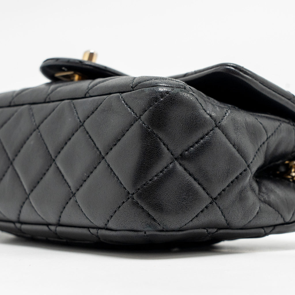 chanel-pearl-crush-mini-rectangular-flap-bag-lambskin-black-ghw-3