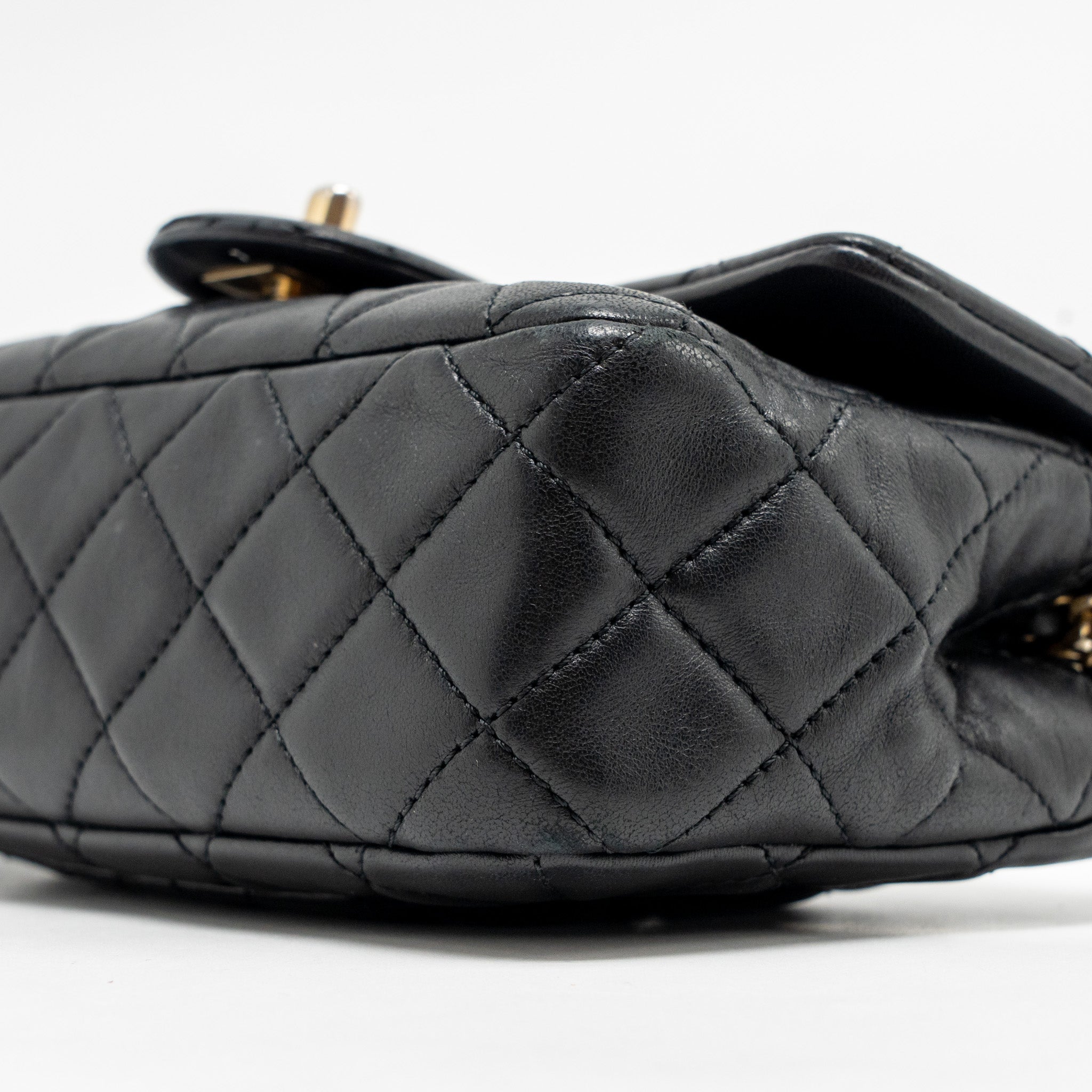 chanel-pearl-crush-mini-rectangular-flap-bag-lambskin-black-ghw-3