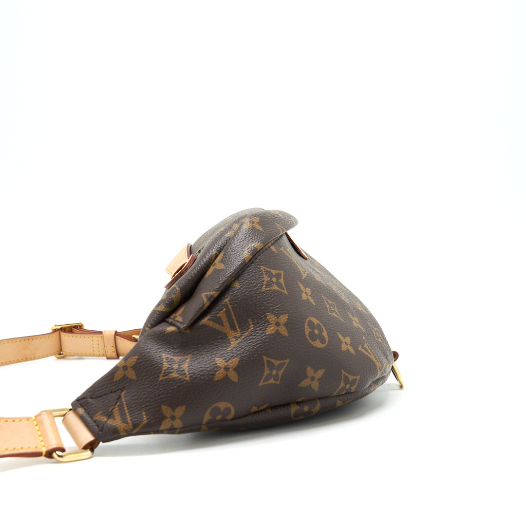 louis-vuitton-bum-bag-monogram-canvas