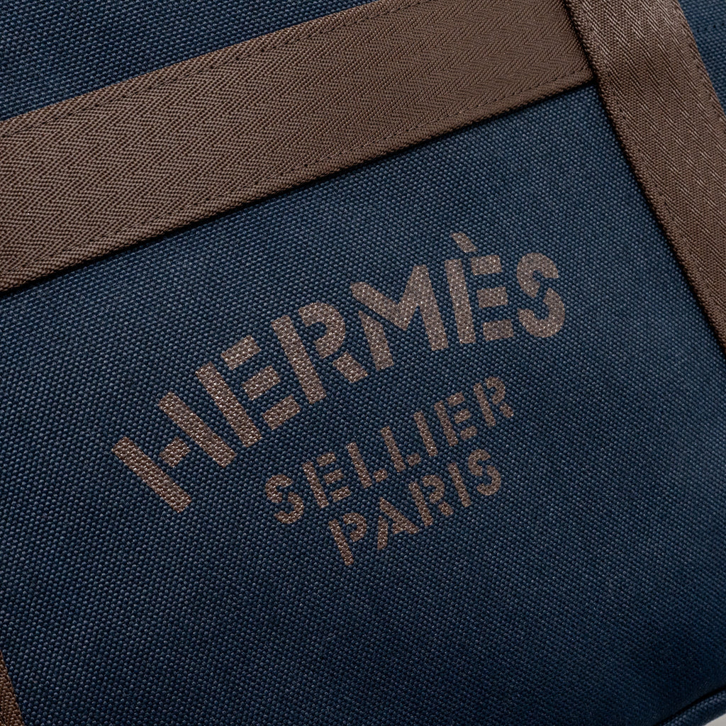 hermes-the-grooming-bag-canvas-bleu-navy-feu-shw-stamp-k