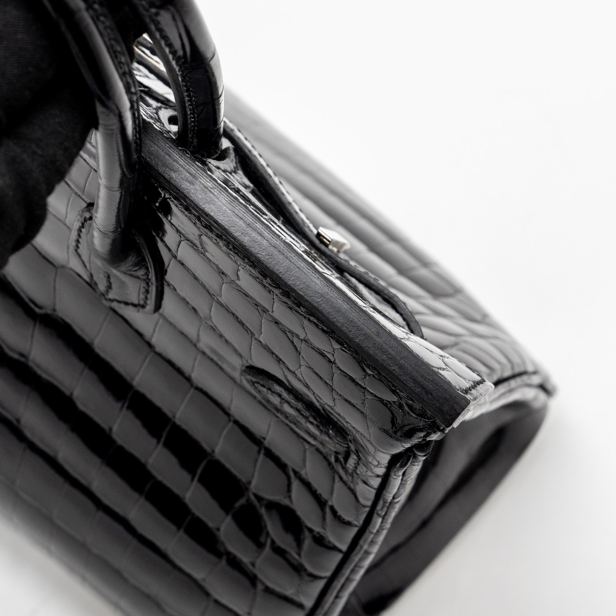 hermes-birkin-25-shiny-crocodile-niloticus-black-shw-stamp-d