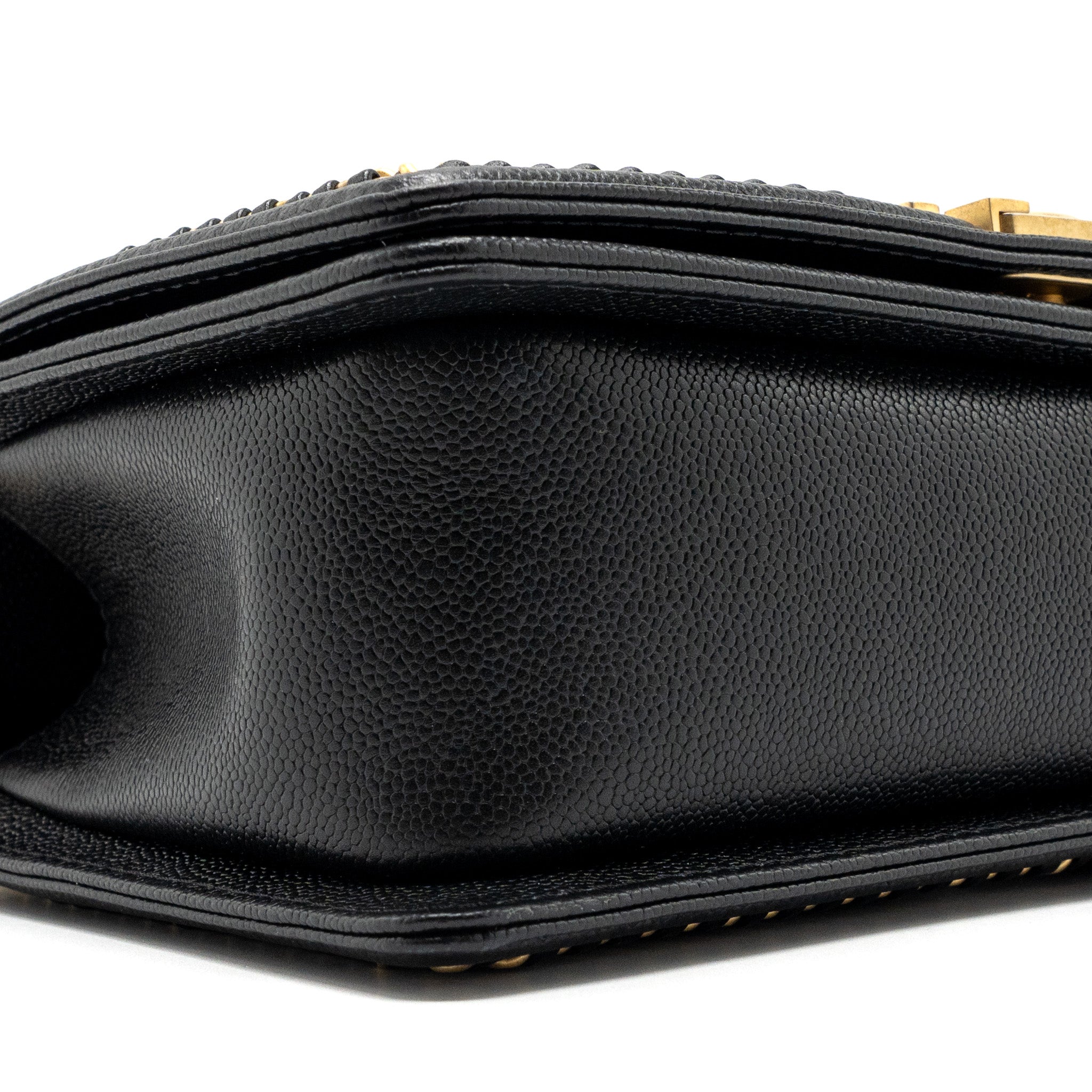 chanel-medium-boy-bag-limited-edition-caviar-black-ghw-microchip