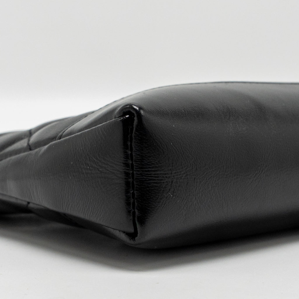 chanel-mini-31-clutch-with-chain-shiny-lambskin-black-lghw-microchip-1