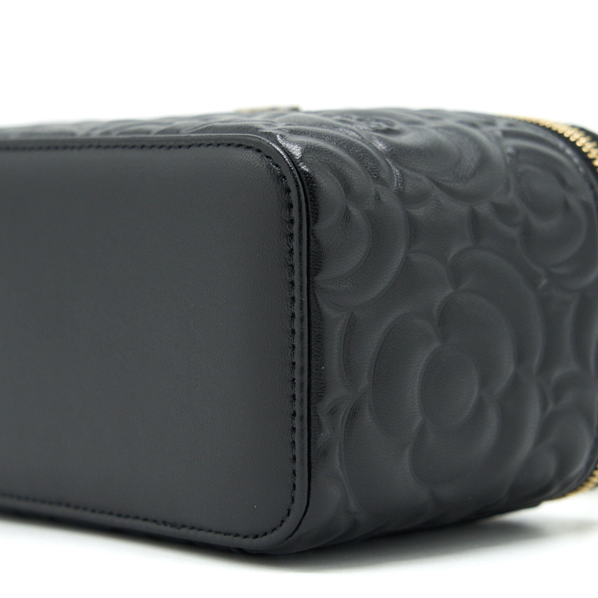chanel-camellia-long-vanity-with-chains-lambskin-black-lghw