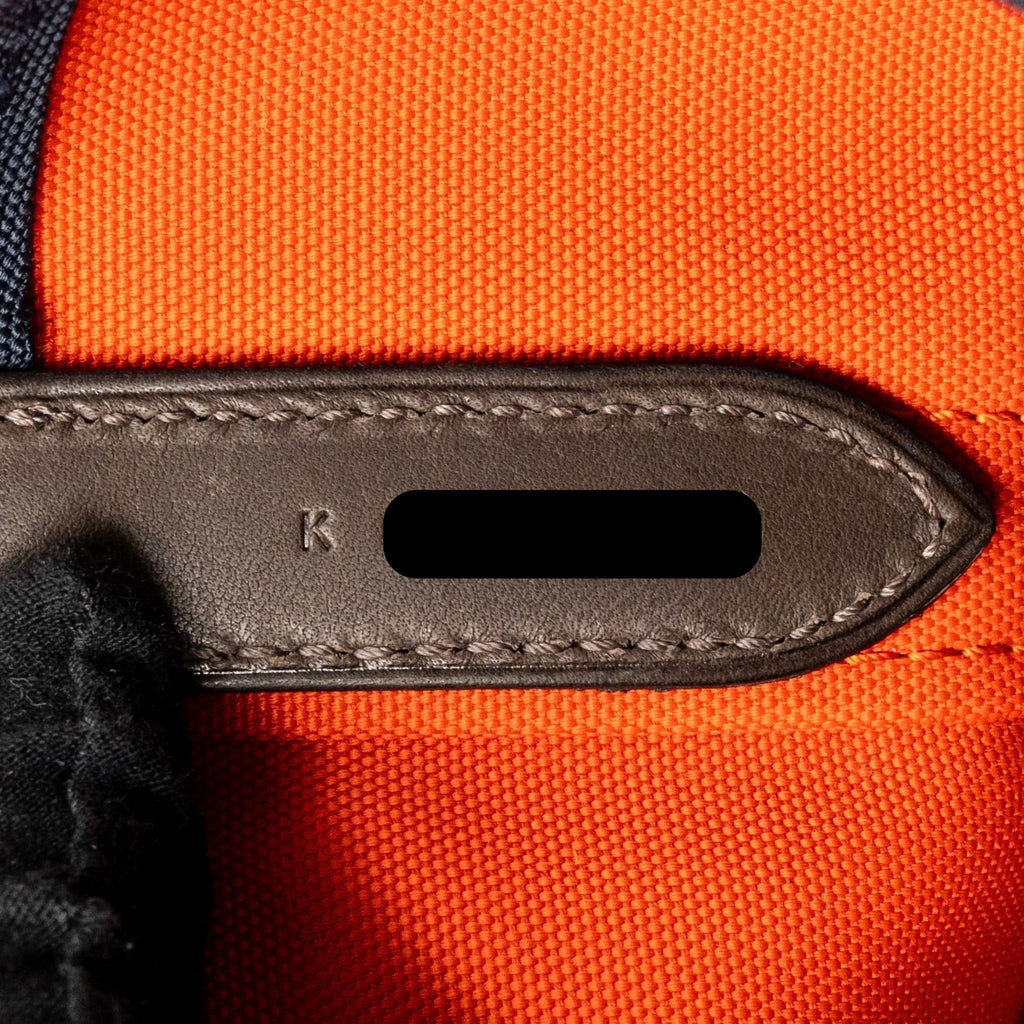 hermes-the-grooming-bag-canvas-bleu-navy-feu-shw-stamp-k